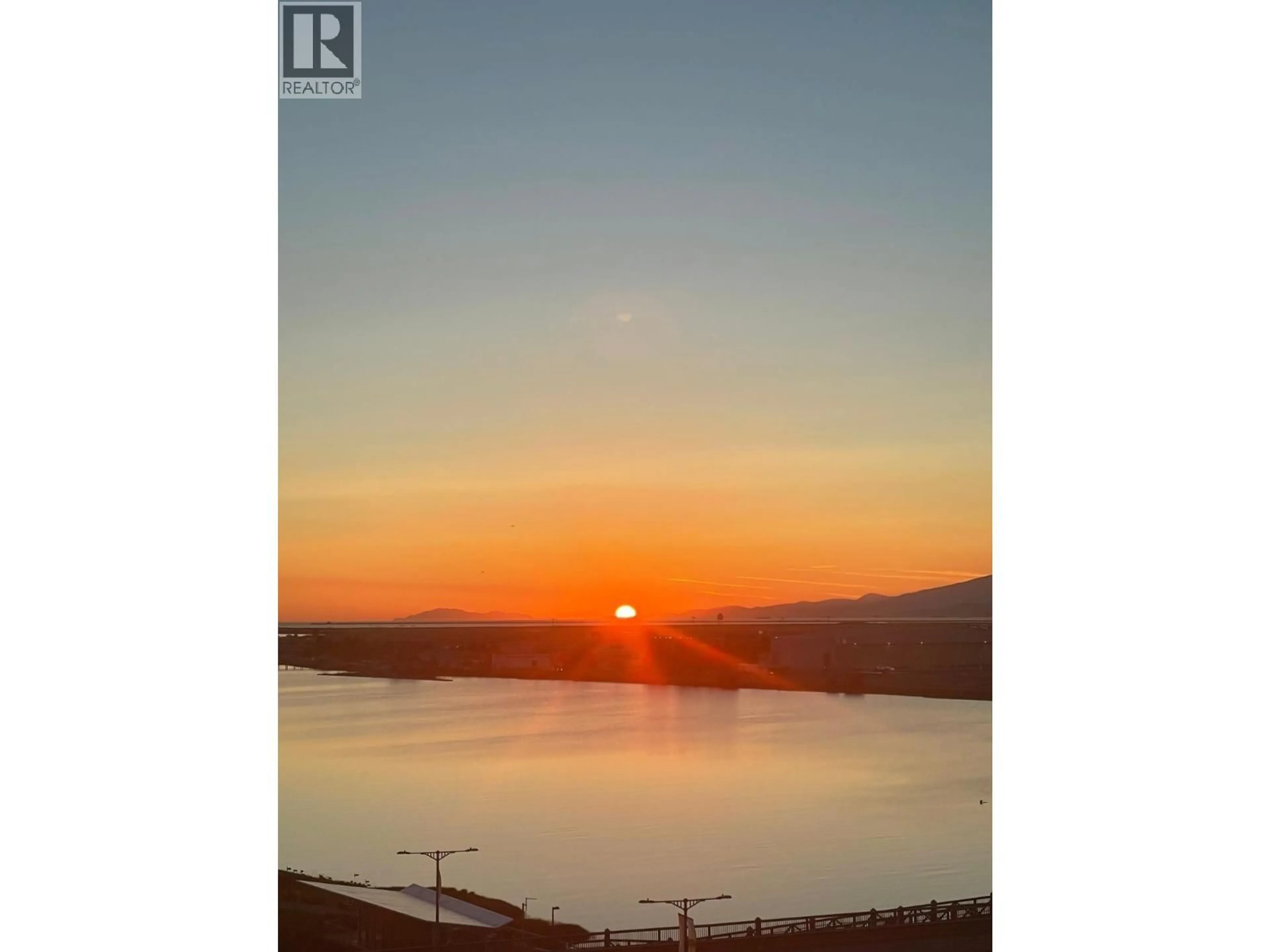 Blurry image for 906 - 5171 BRIGHOUSE WAY, Richmond British Columbia V7C0A6