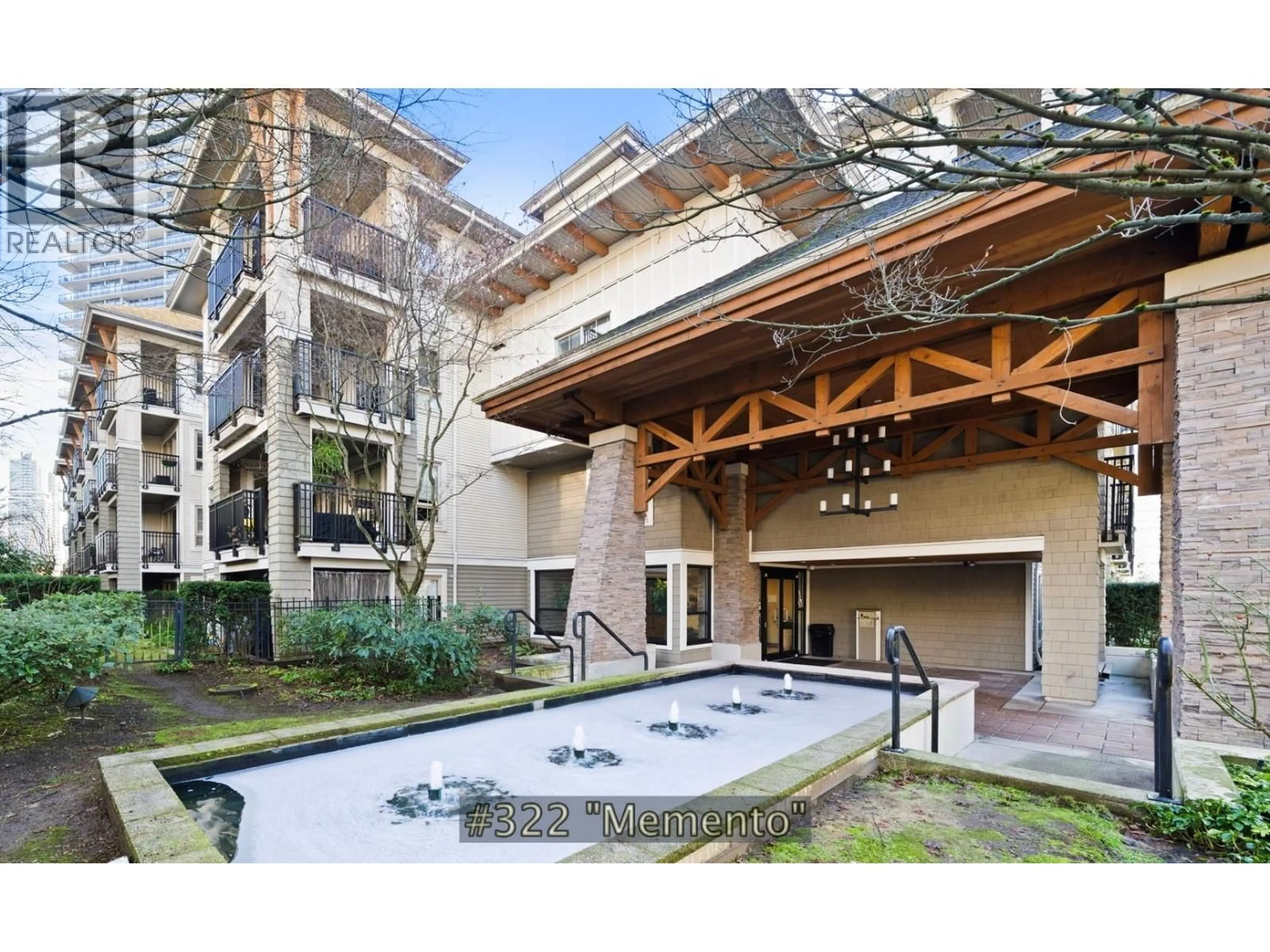 Indoor foyer for 322 - 2088 BETA AVENUE, Burnaby British Columbia V5C0C8