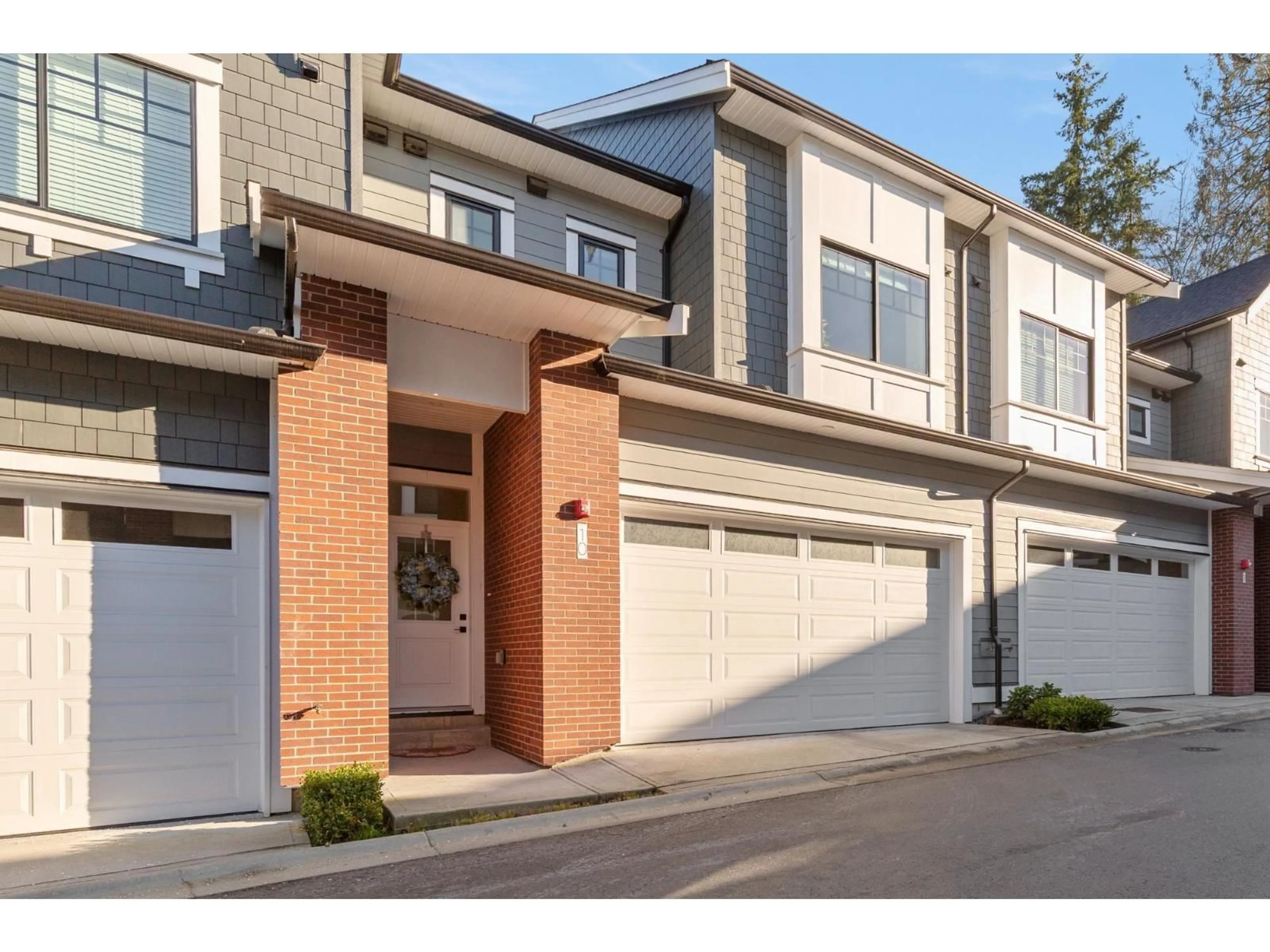 Home with brick exterior material, street for 10 - 7640 197 STREET, Langley British Columbia V2Y3W2
