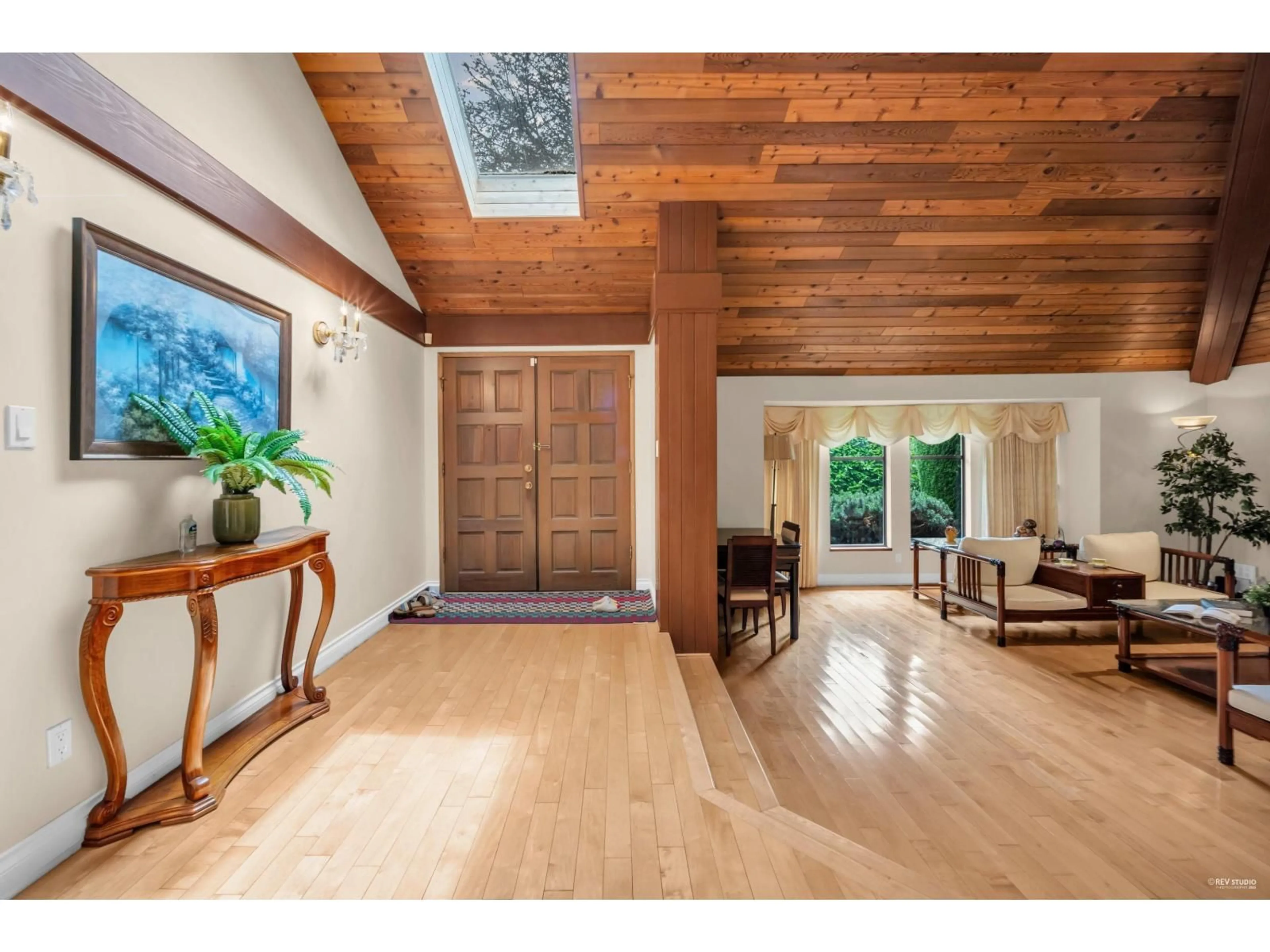 Indoor entryway for 11681 SUMMIT CRESCENT, Delta British Columbia V4E2Z2