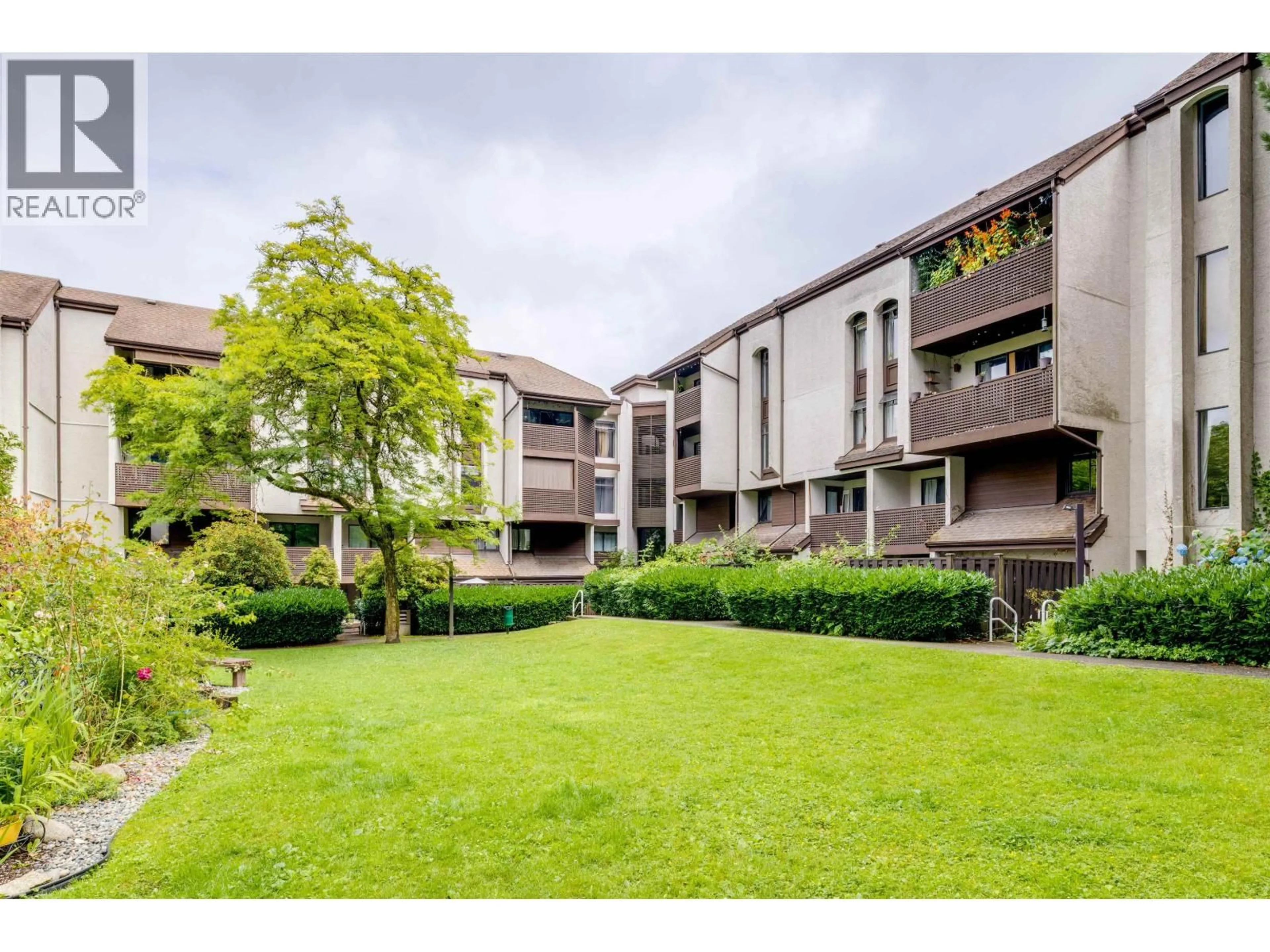 Unknown for 404 - 340 GINGER DRIVE, New Westminster British Columbia V3L5L7