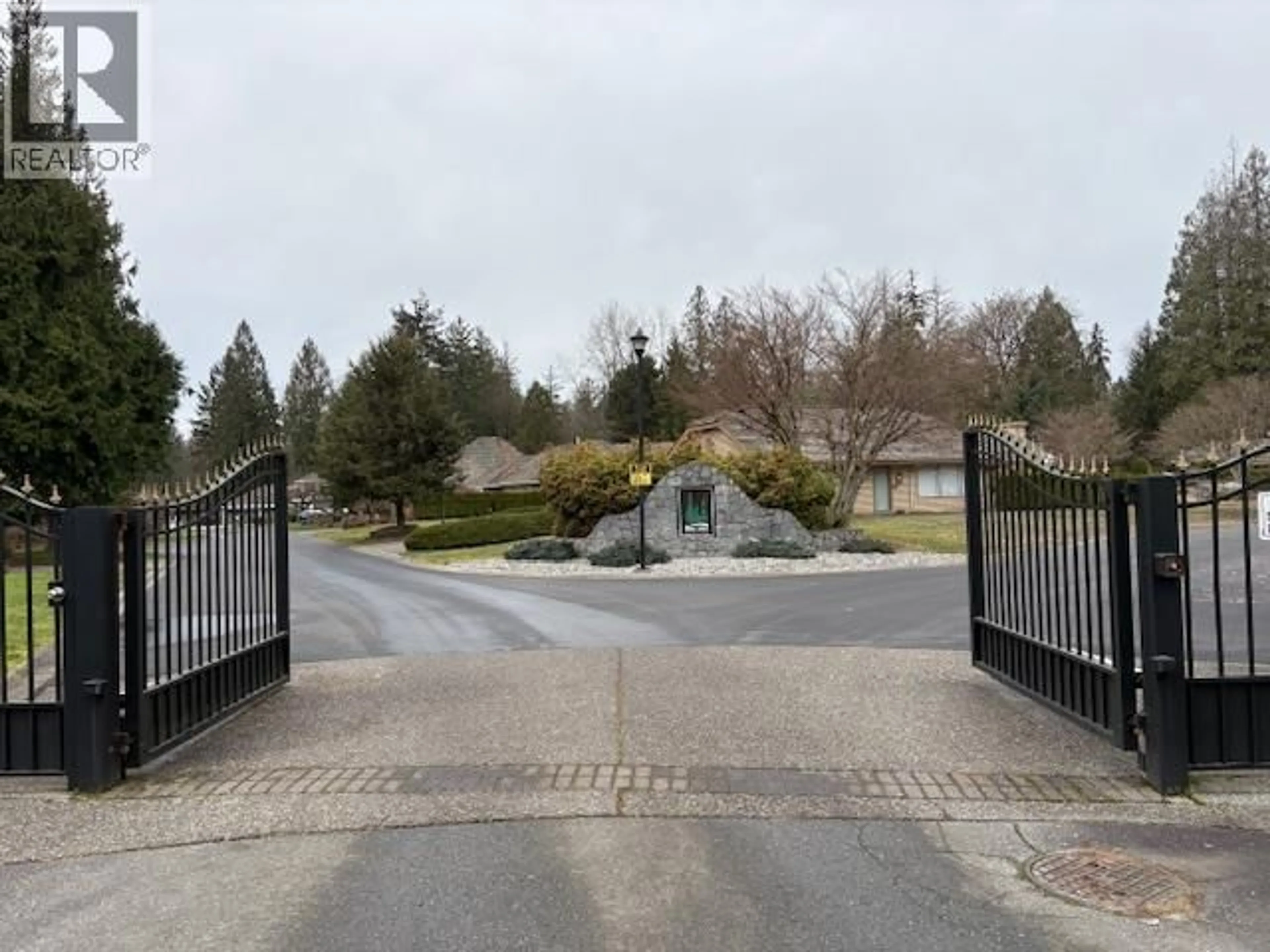 Blurry image for 14 - 23100 129 AVENUE, Maple Ridge British Columbia V2X0M5