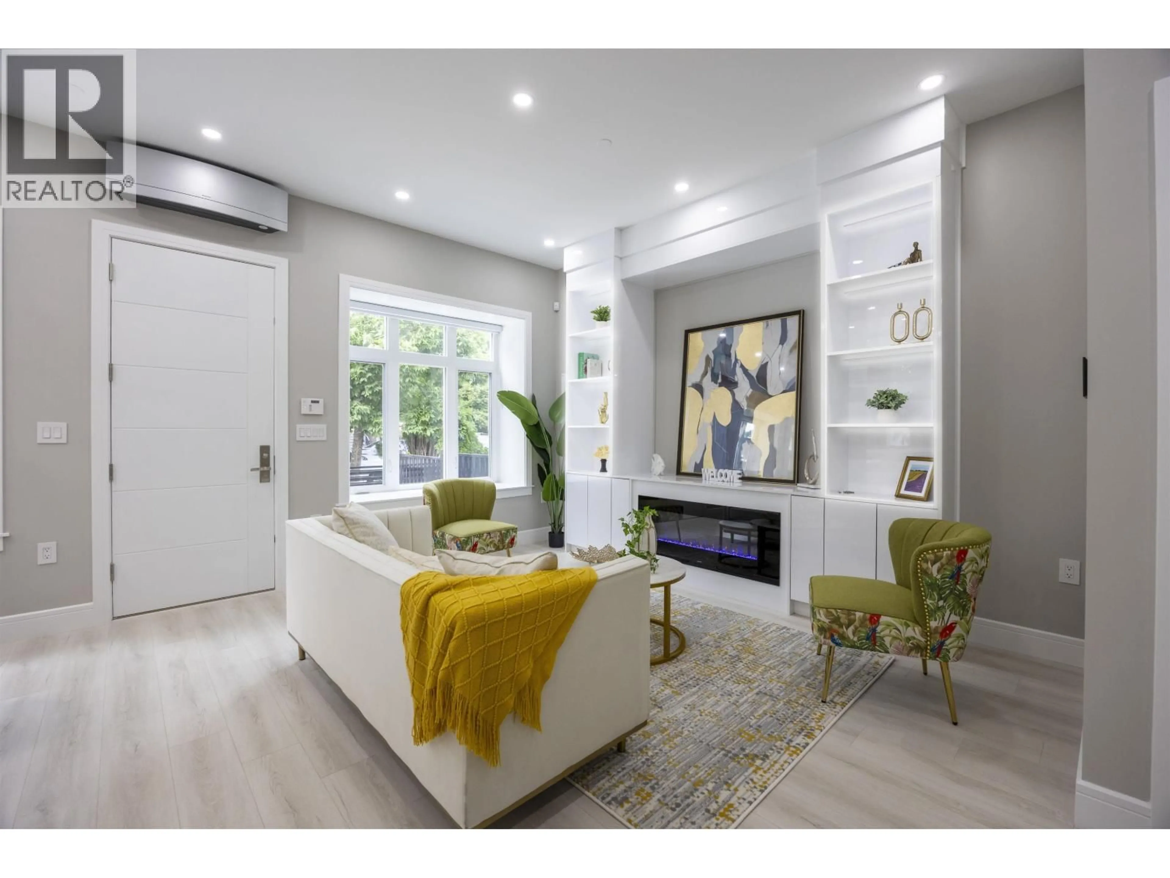 Living room with furniture, unknown for 1 - 5808 LANARK STREET, Vancouver British Columbia V5P2Y4