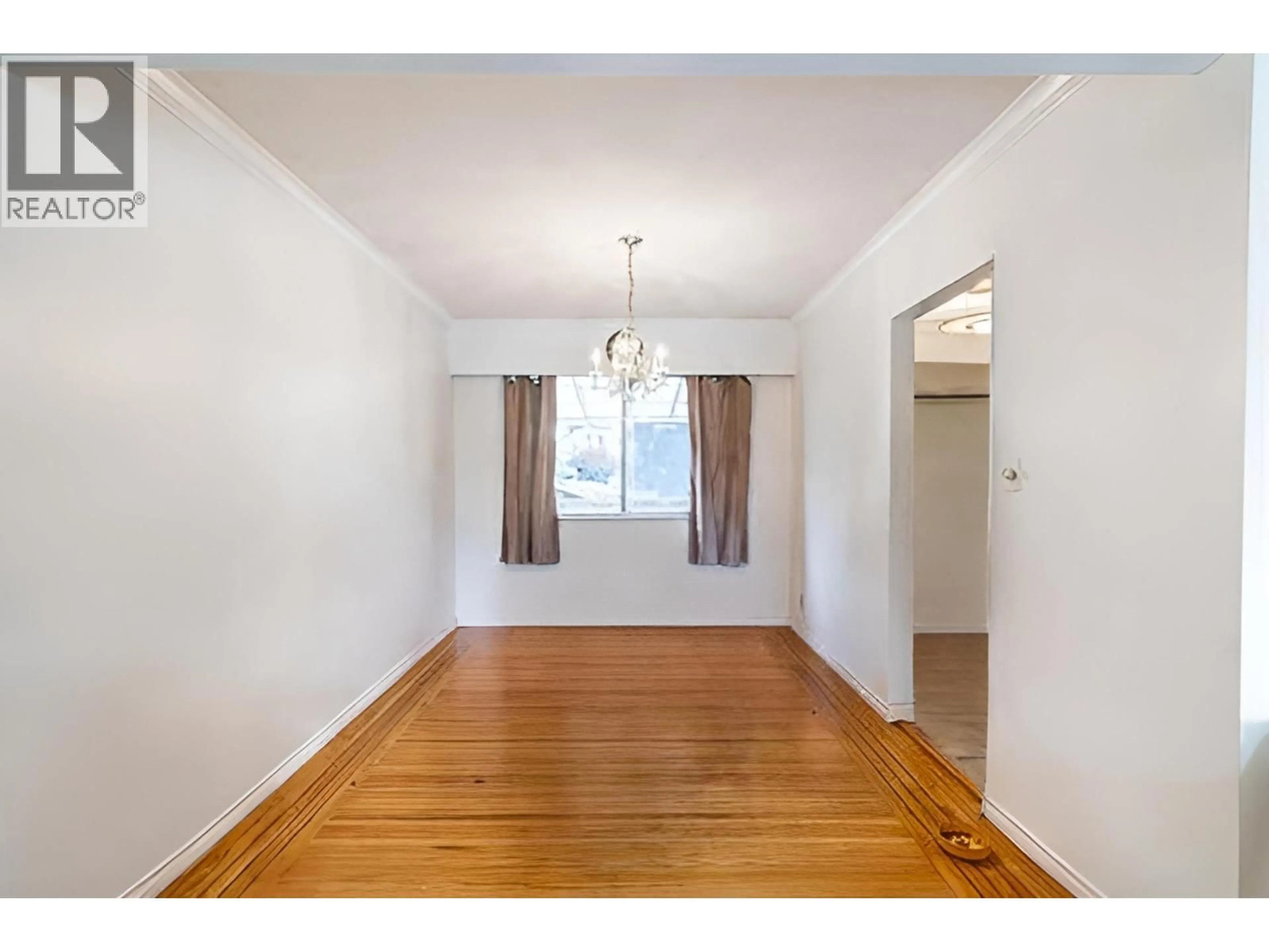 A pic of a room for 3561 YORK STREET, Port Coquitlam British Columbia V3B4A8