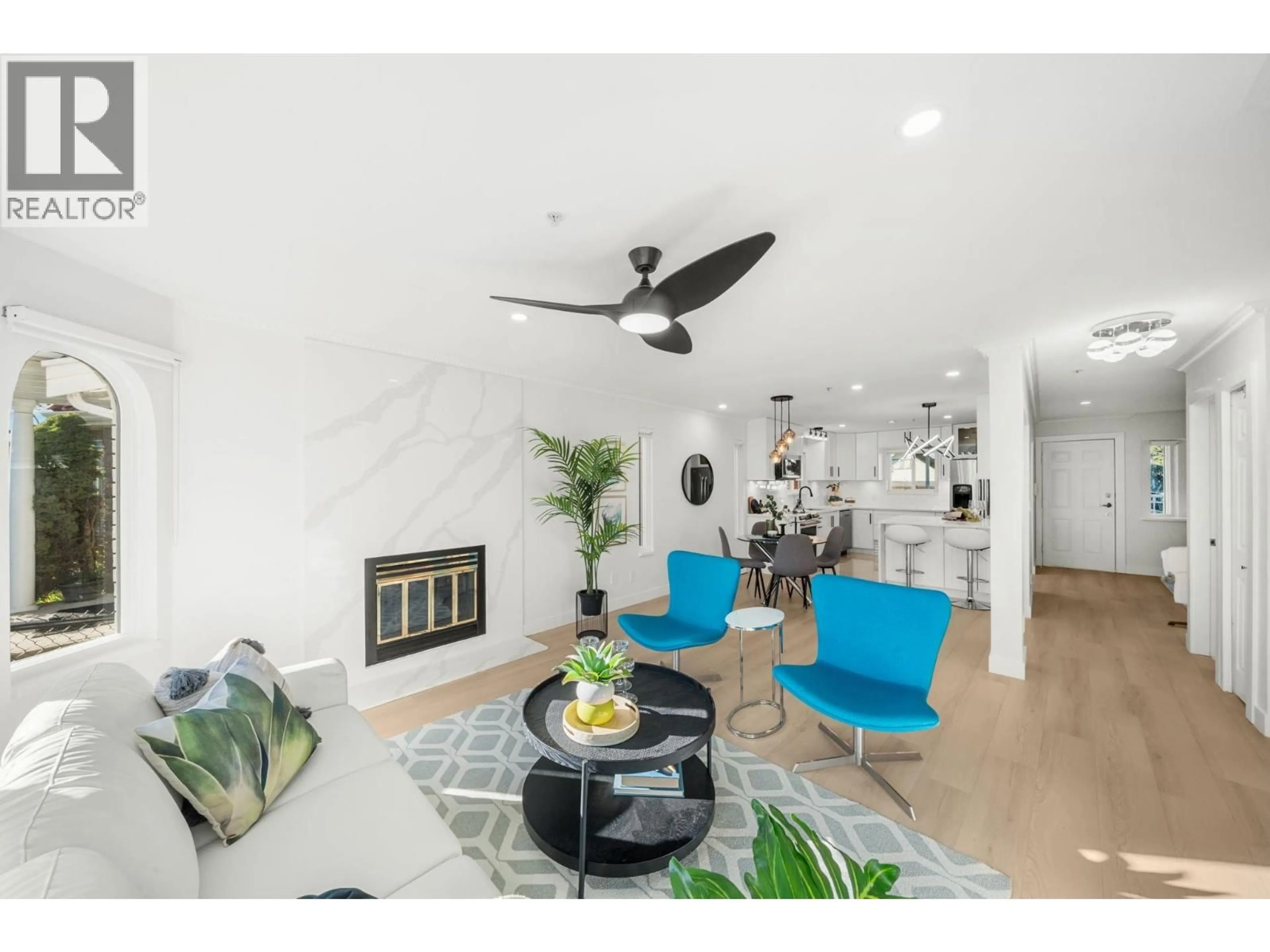 Living room with furniture, unknown for 4769 RUPERT STREET, Vancouver British Columbia V5R2J5