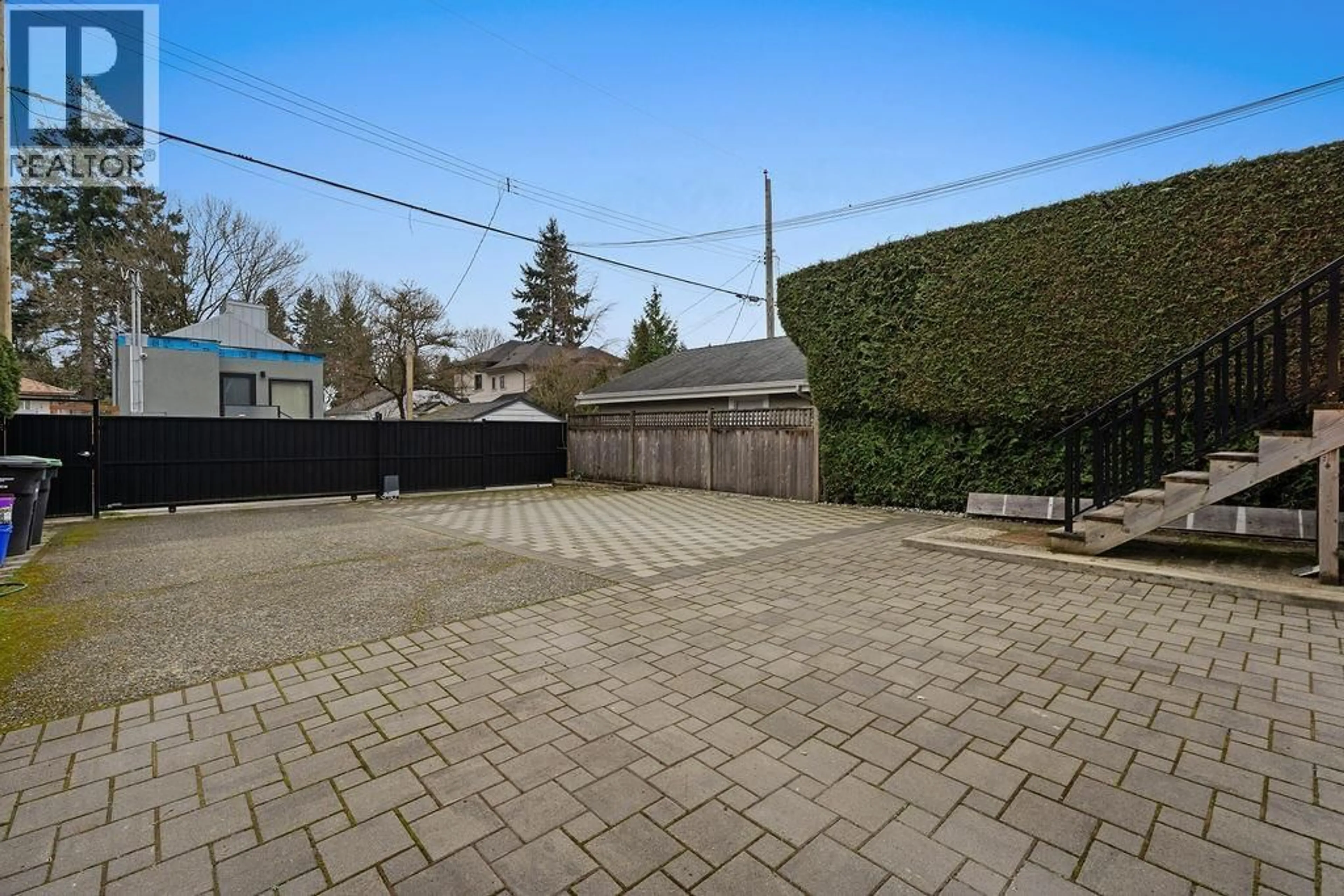 Patio, street for 3264 38TH AVENUE, Vancouver British Columbia V6N2X6
