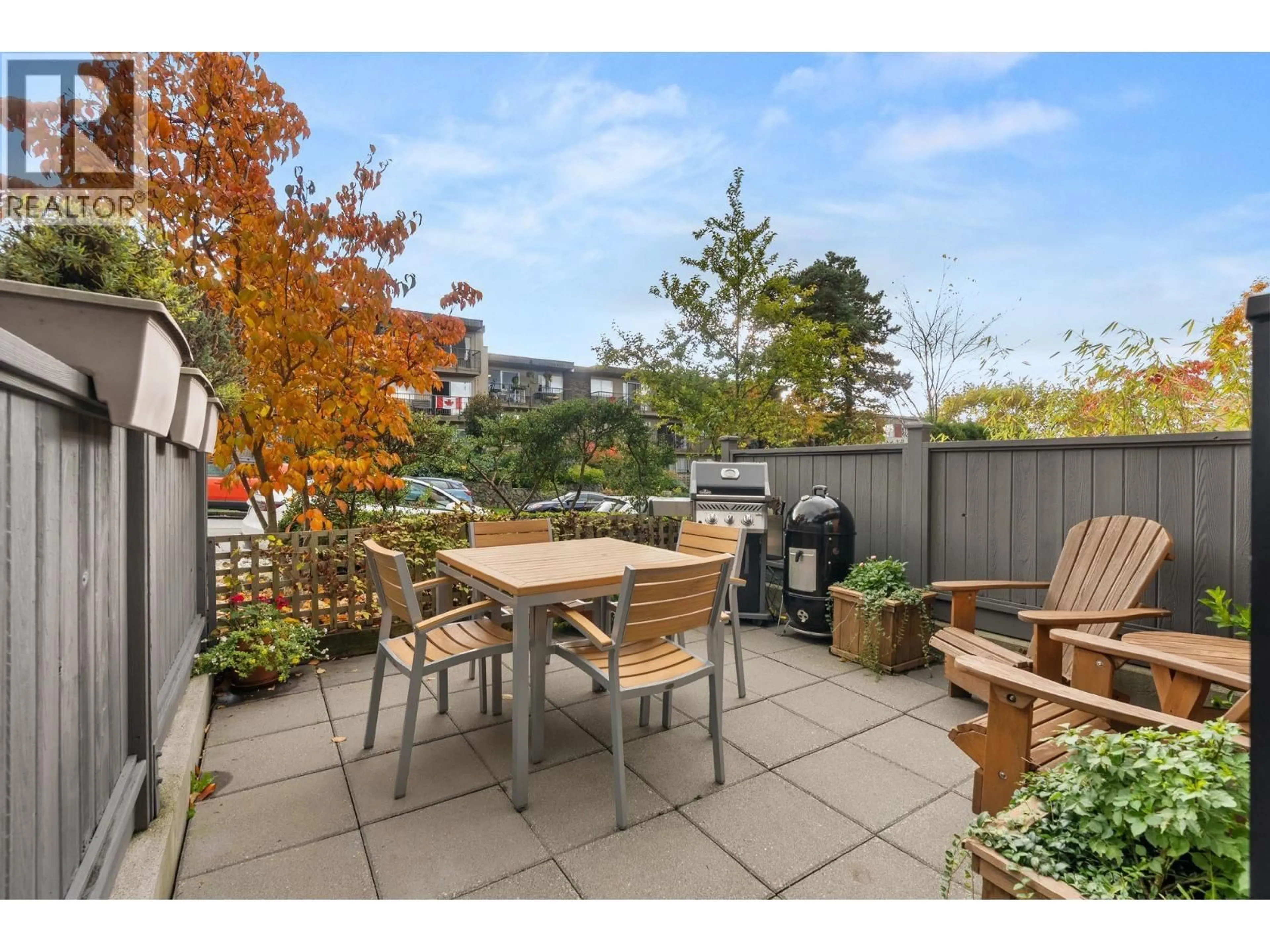 Patio, street for 4 - 1851 ADANAC STREET, Vancouver British Columbia V5L2E1