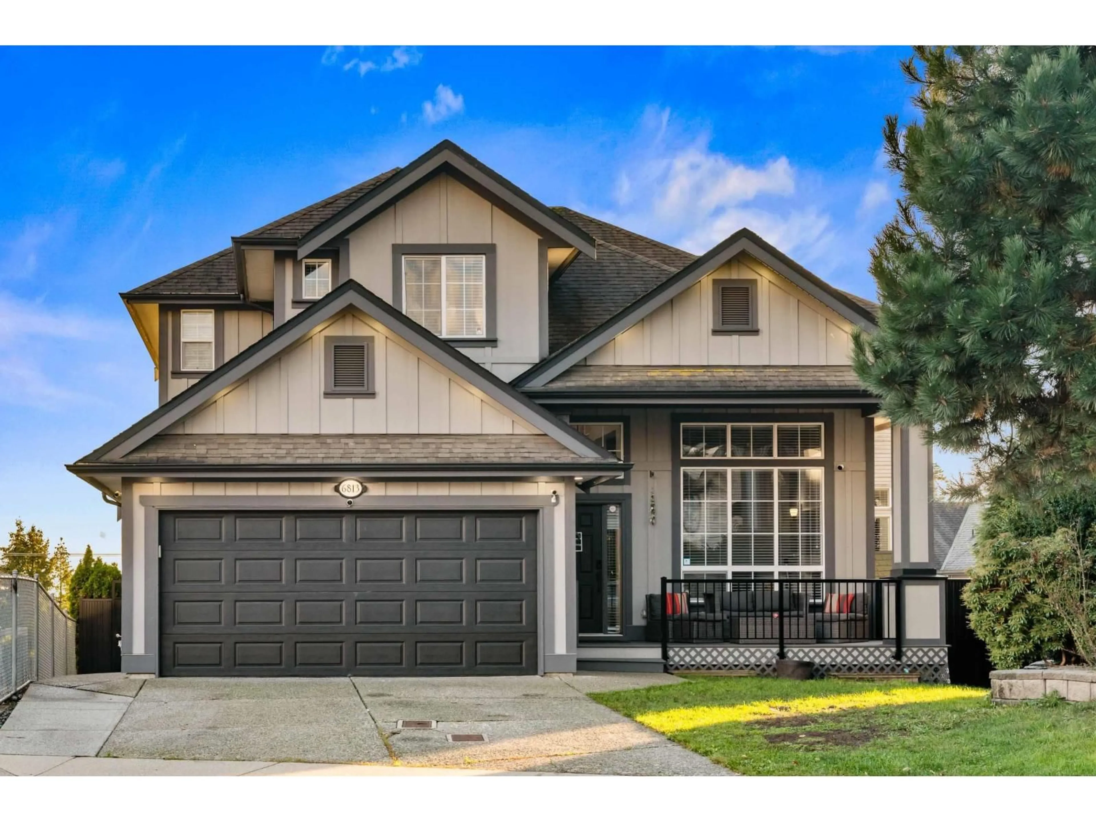 Home with vinyl exterior material, street for 6813 197 STREET, Langley British Columbia V2Y3H1