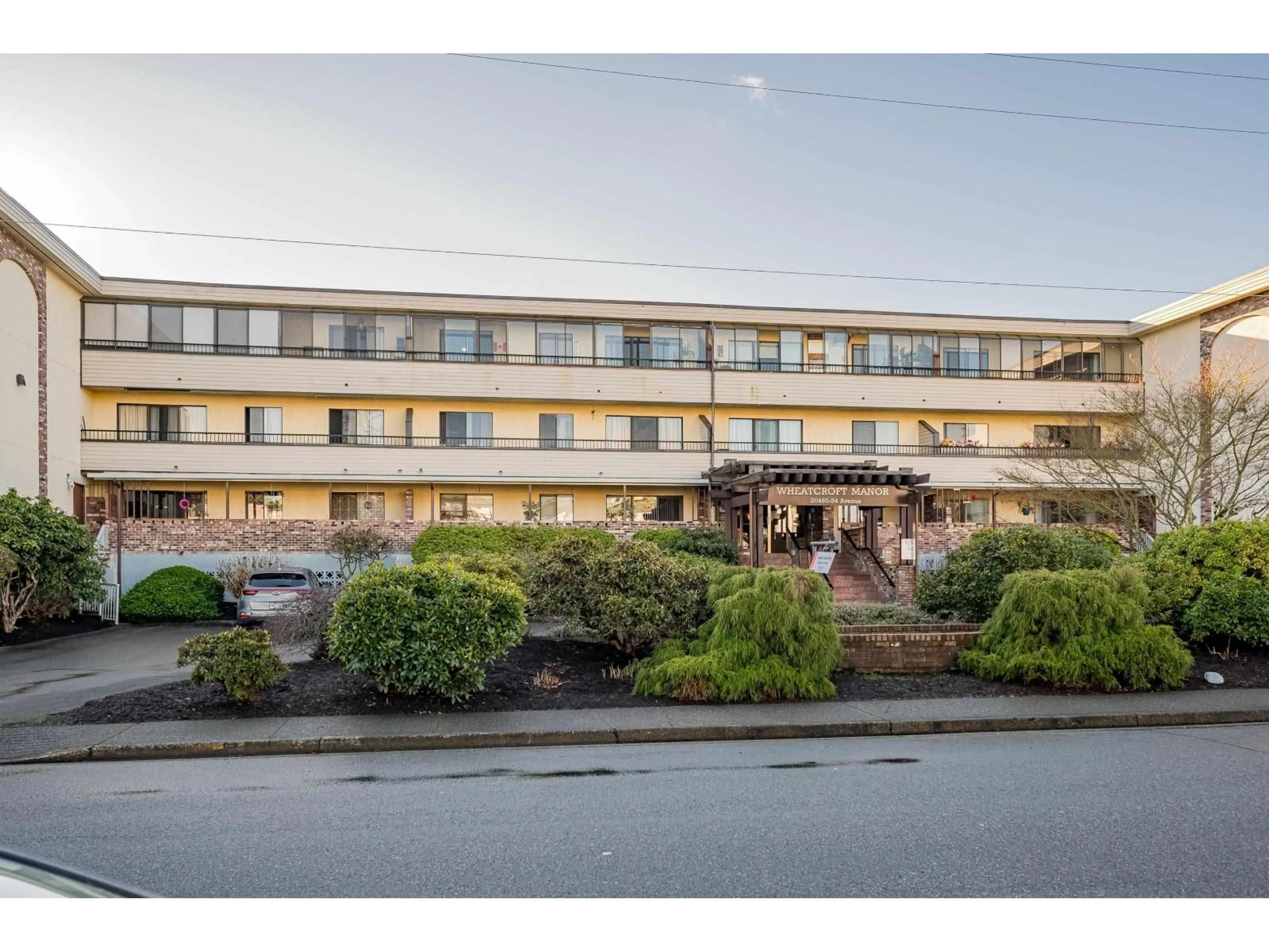 Unknown for 313 - 20460 54 AVENUE, Langley British Columbia V3A6N6