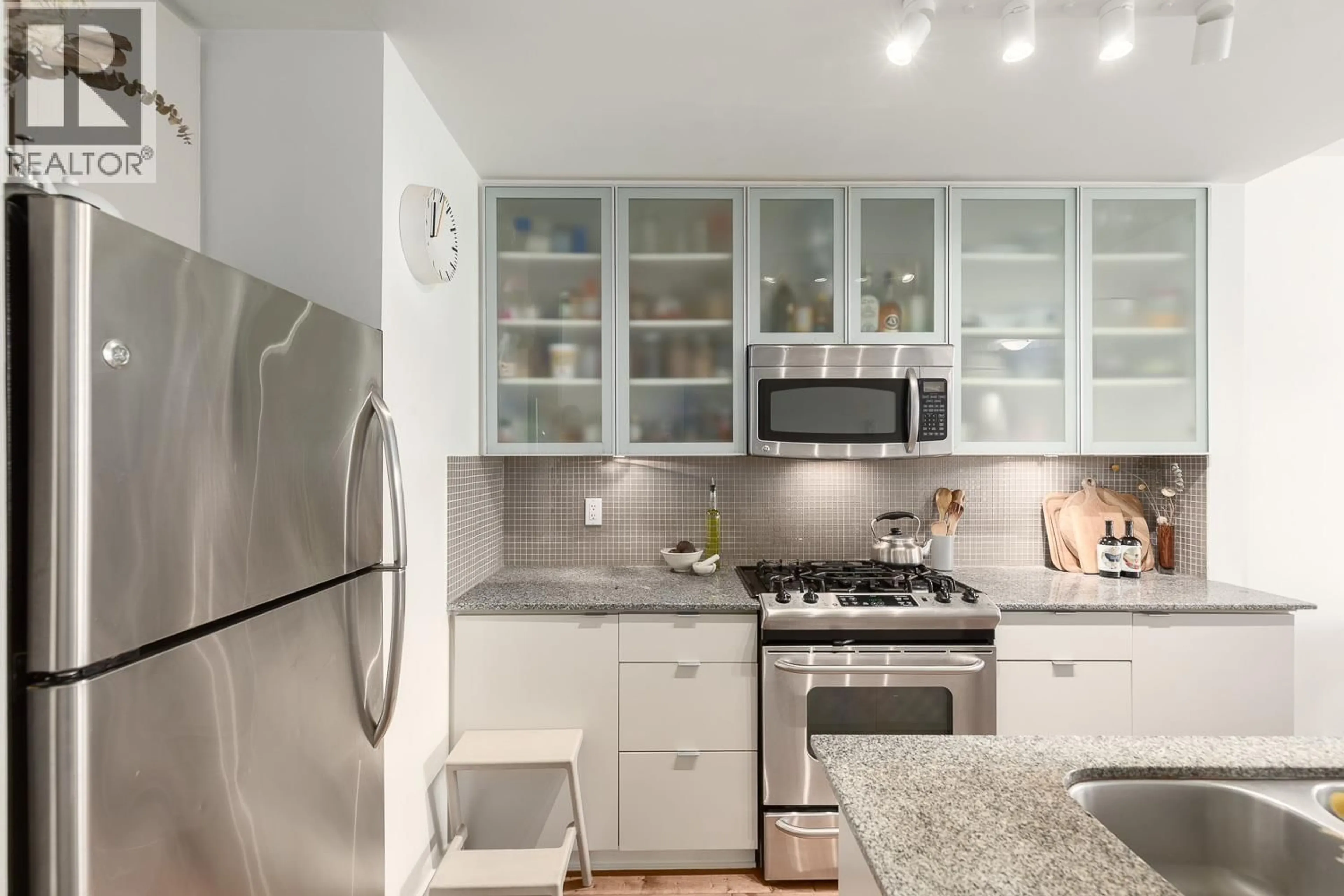 Unknown for 412 - 298 11TH AVENUE, Vancouver British Columbia V5T2C3