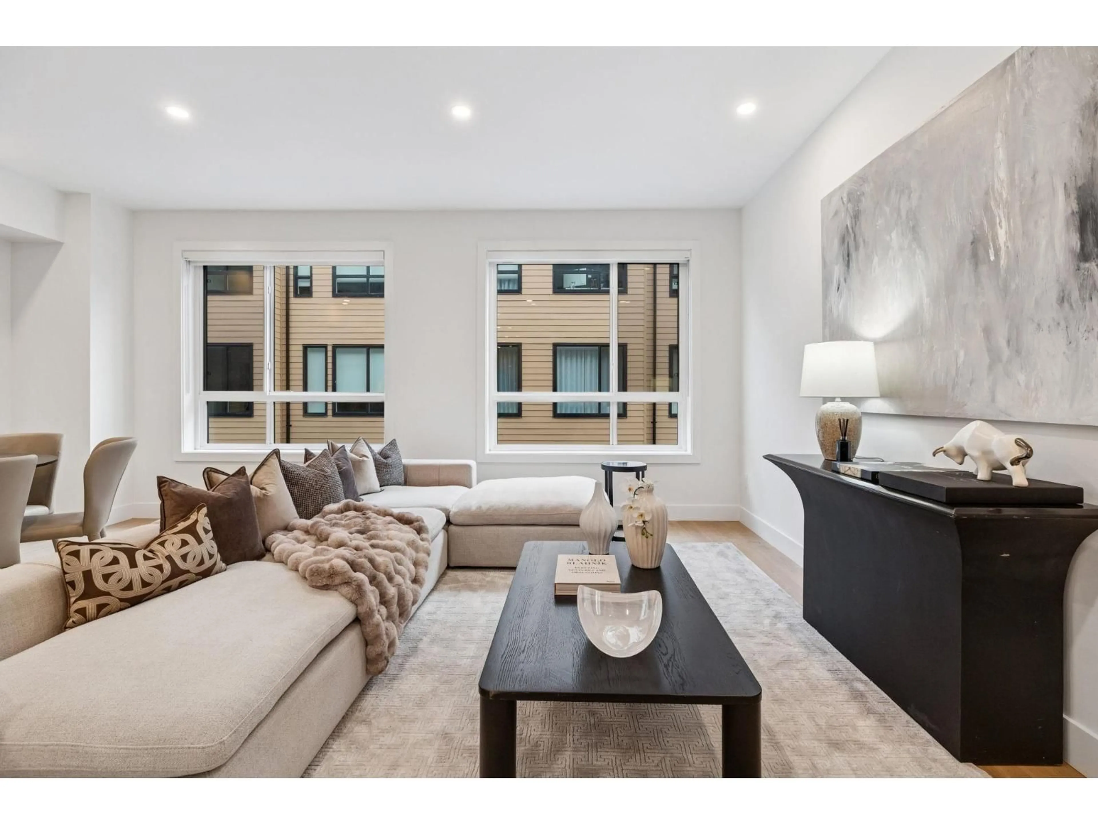 Living room with furniture, unknown for 3 - 19667 55A AVENUE, Langley British Columbia V3A3X1