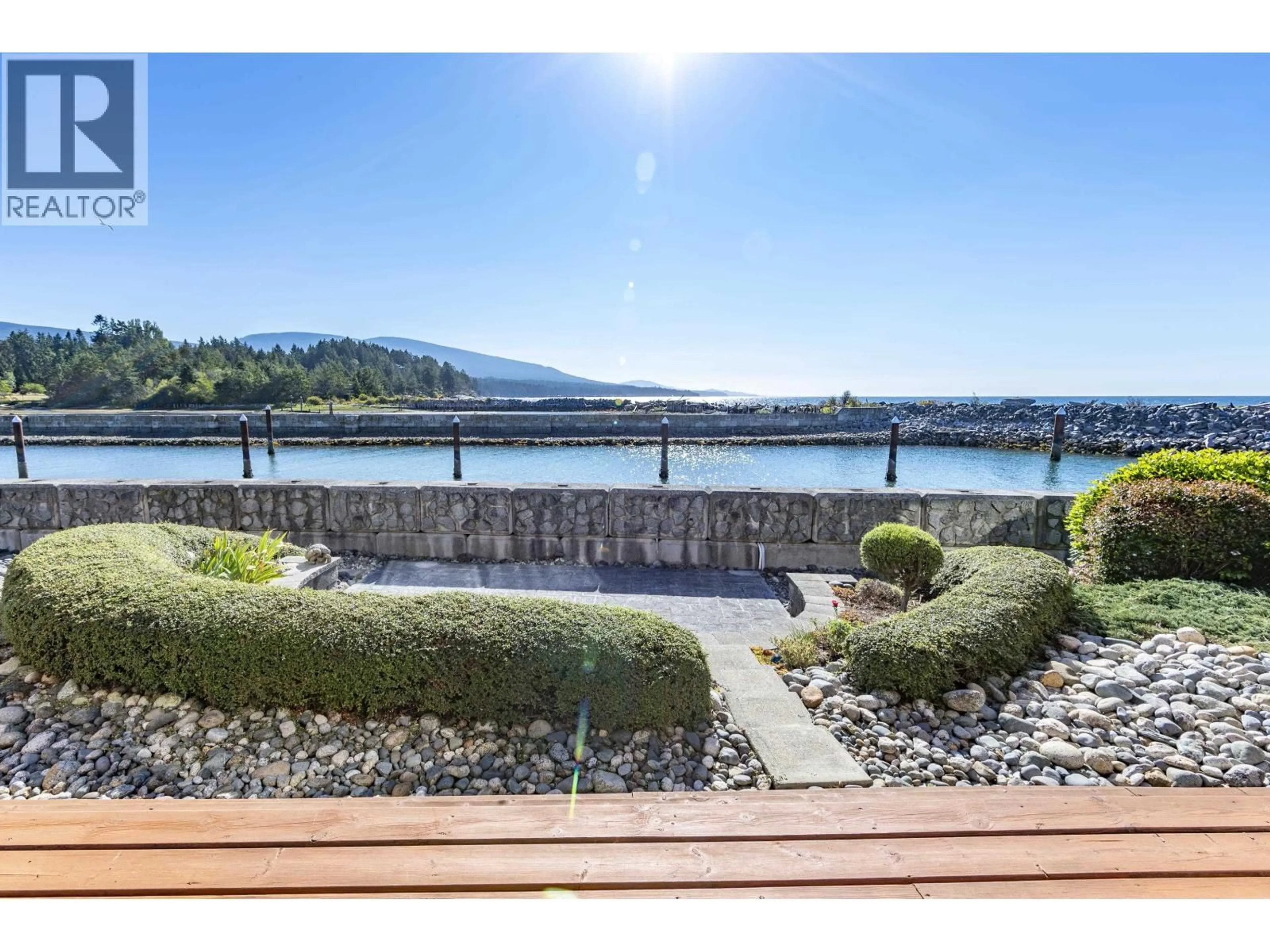 Patio, water/lake/river/ocean view for 226 - 1585 FIELD ROAD, Sechelt British Columbia V7Z0H1