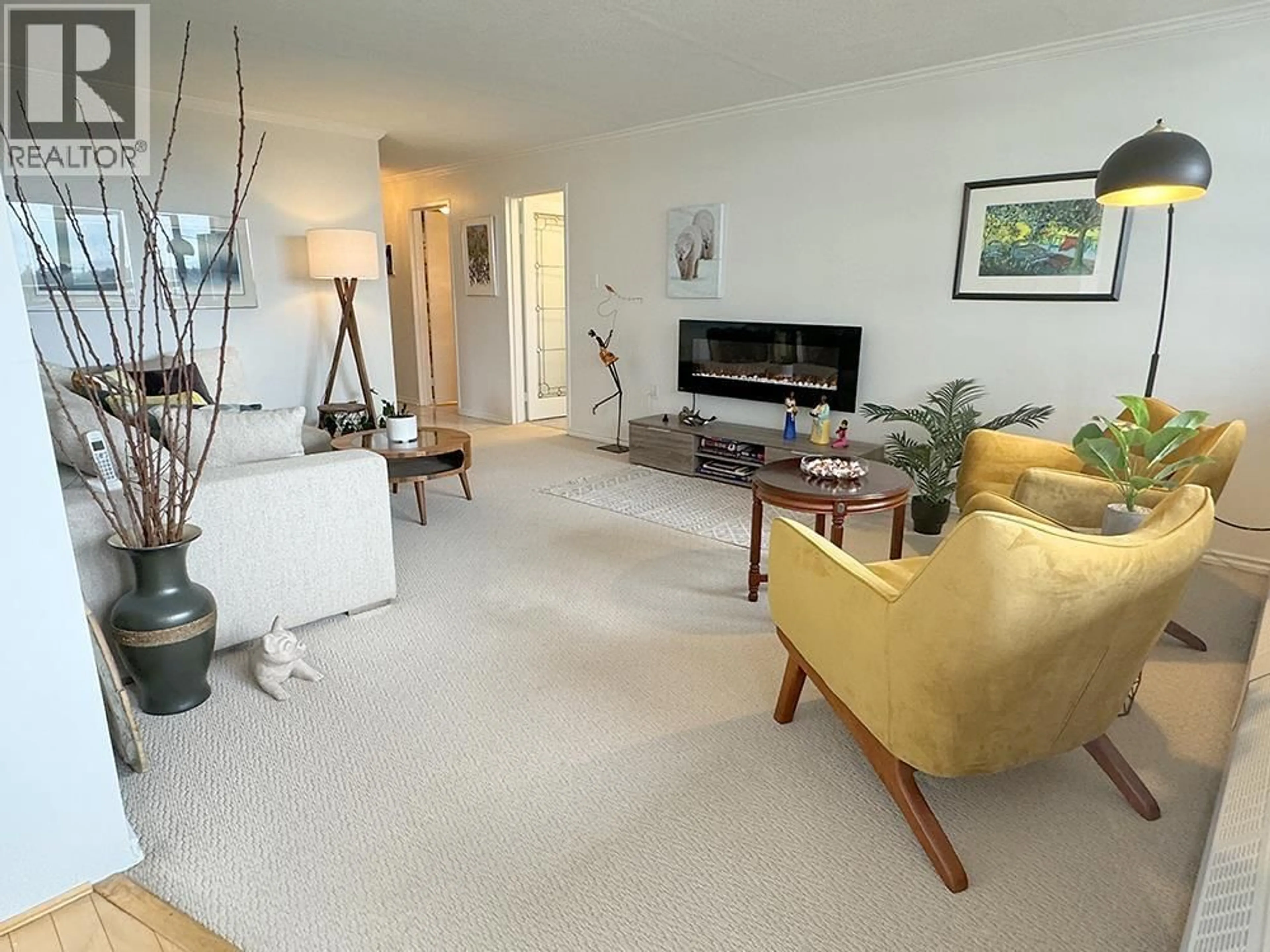 Living room with furniture, unknown for 904 - 6651 MINORU BOULEVARD, Richmond British Columbia V6Y1Z2