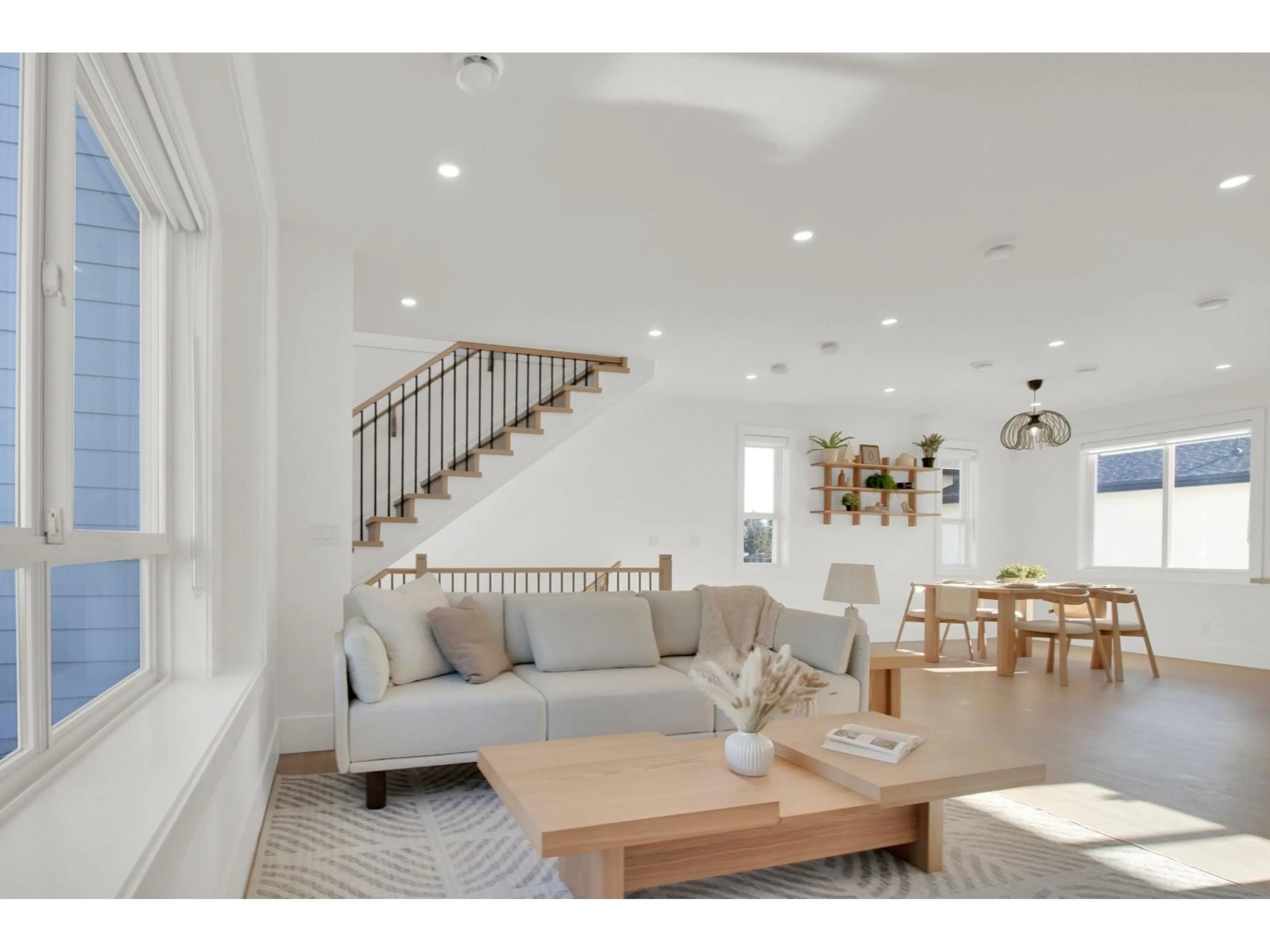 Living room with furniture, unknown for 102 - 16058 9A AVENUE, Surrey British Columbia V4A4W5