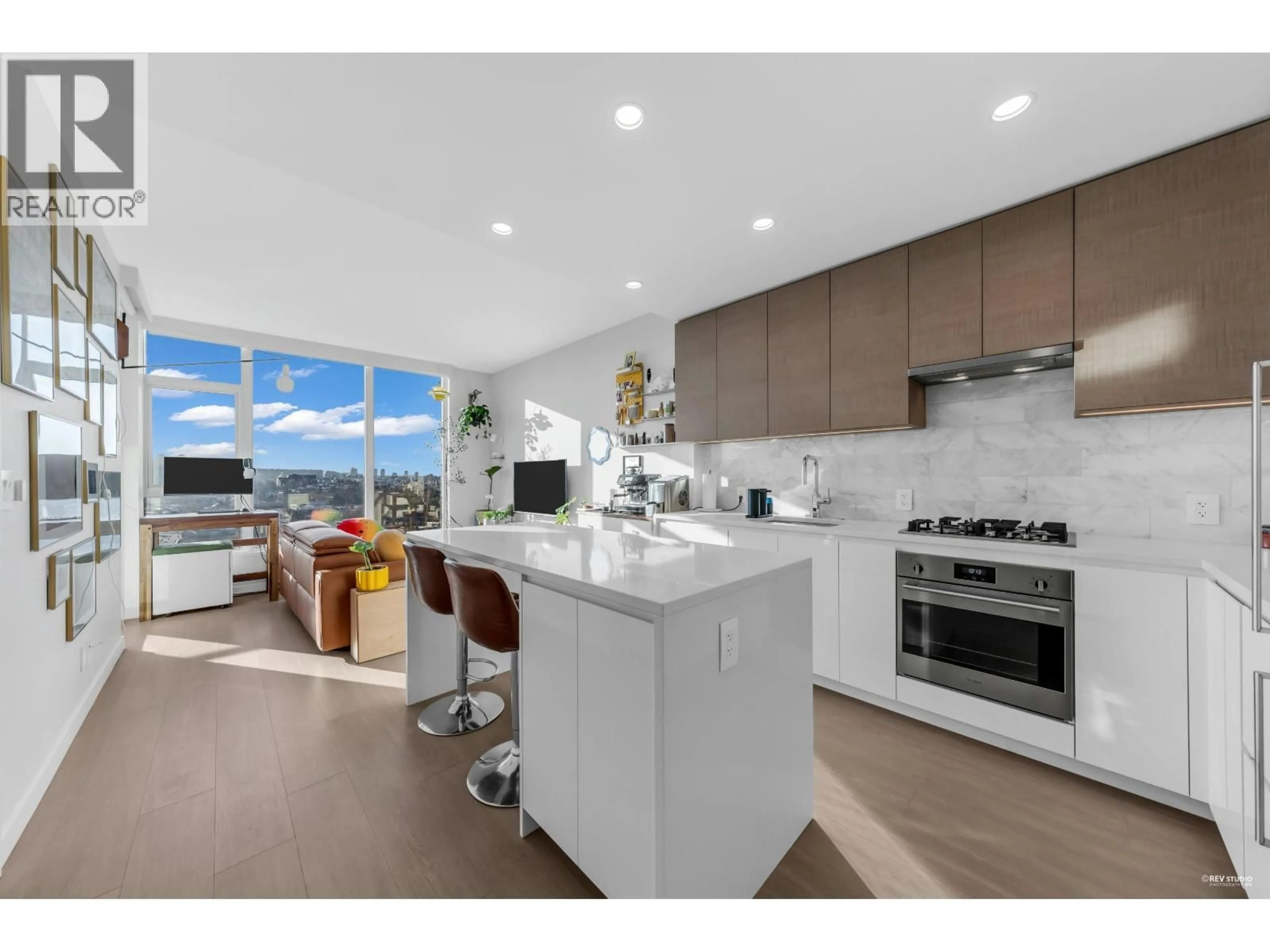 Open concept kitchen, ceramic/tile floor for 3311 - 4168 LOUGHEED HIGHWAY, Burnaby British Columbia V5C0N9