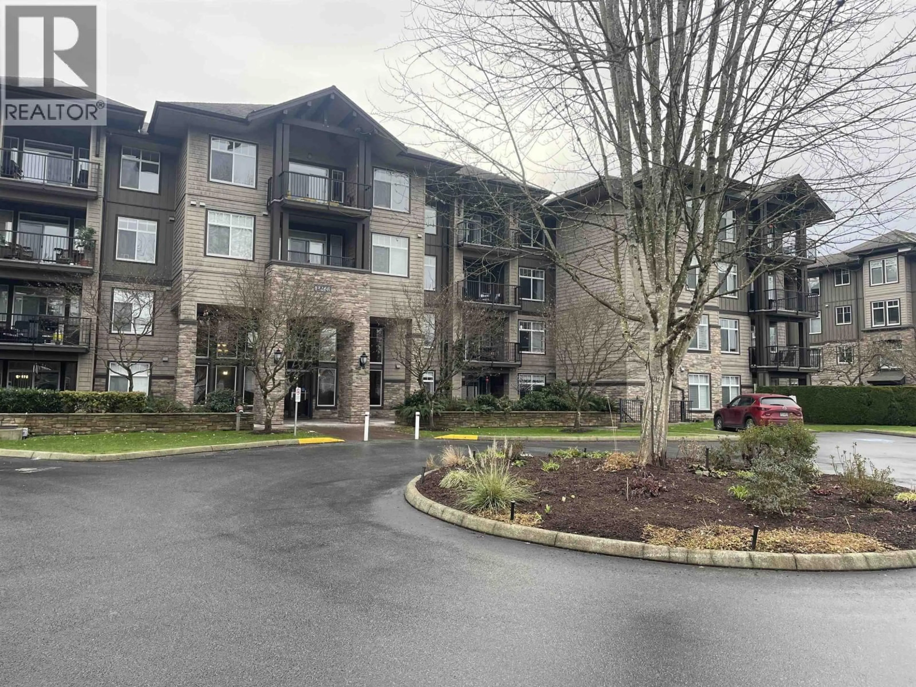 A pic from outside/outdoor area/front of a property/back of a property/a pic from drone, mountain view for 107 - 12268 224TH STREET, Maple Ridge British Columbia V2V6B8