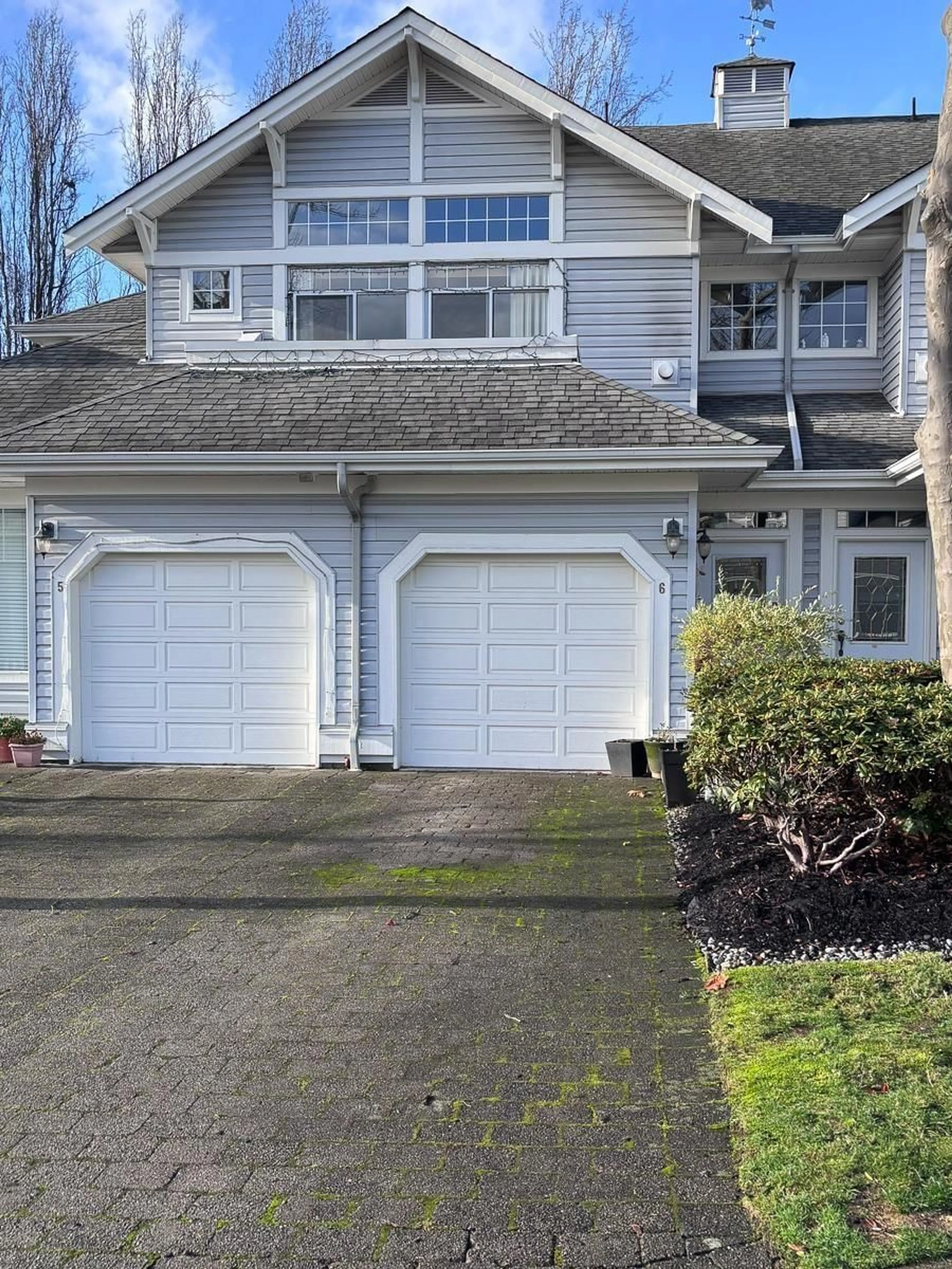 Home with vinyl exterior material, street for 6 - 5708 208 STREET, Langley British Columbia V3A8L4