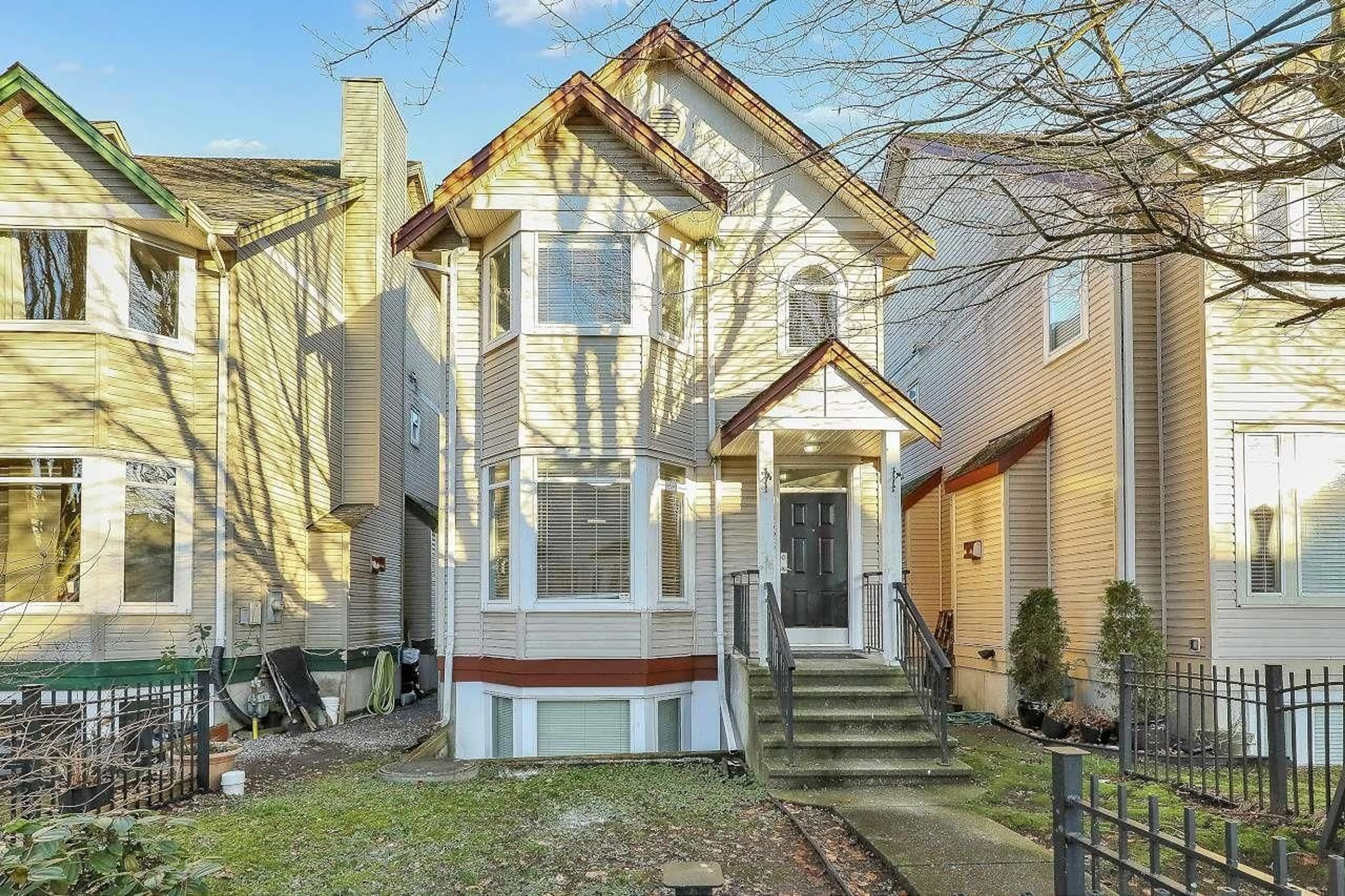 Home with brick exterior material, street for 6626 HAMPTON BOULEVARD, Surrey British Columbia V3W1N2