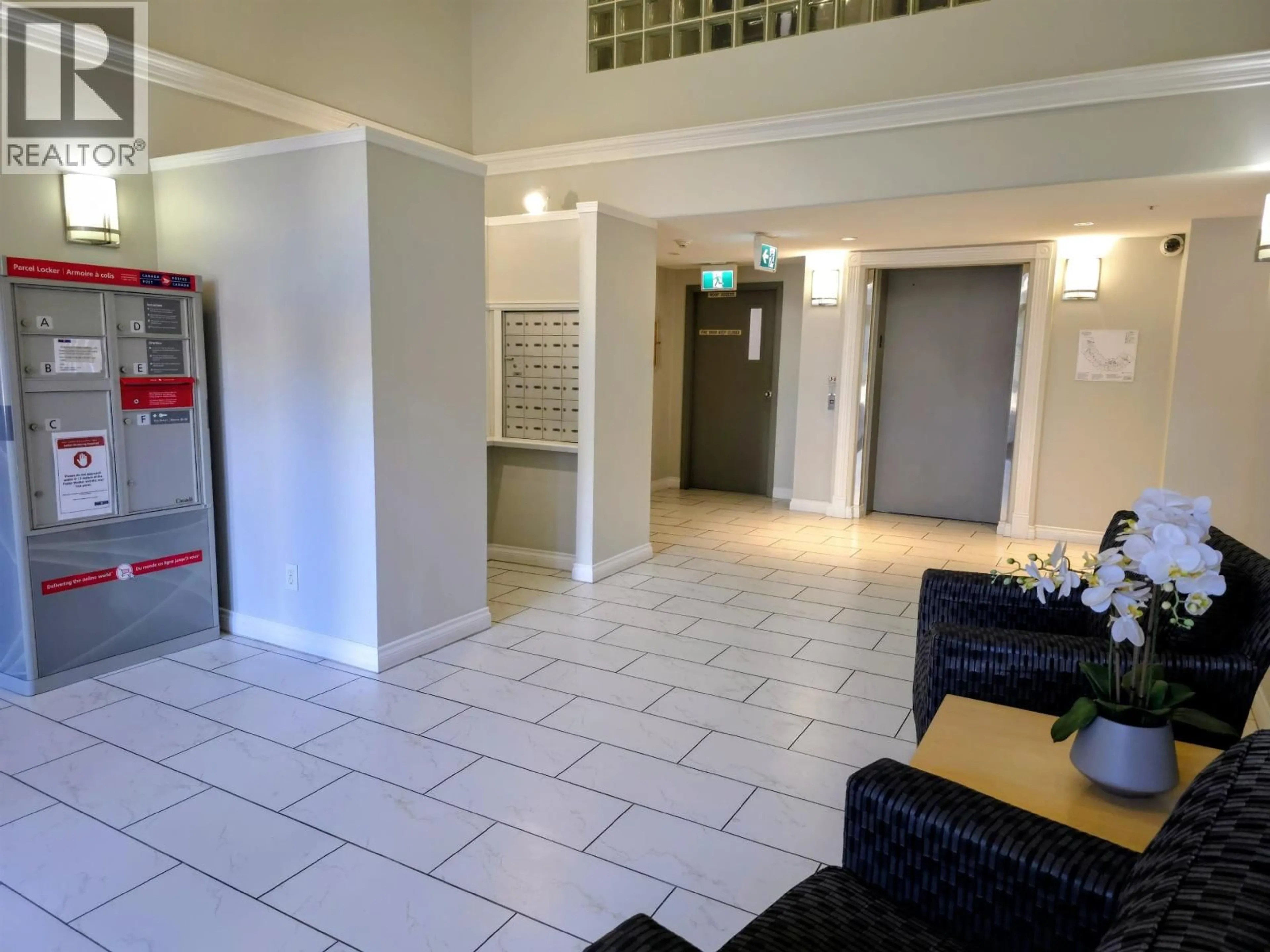 Lobby for 412 - 2960 PRINCESS CRESCENT, Coquitlam British Columbia V3B7P2