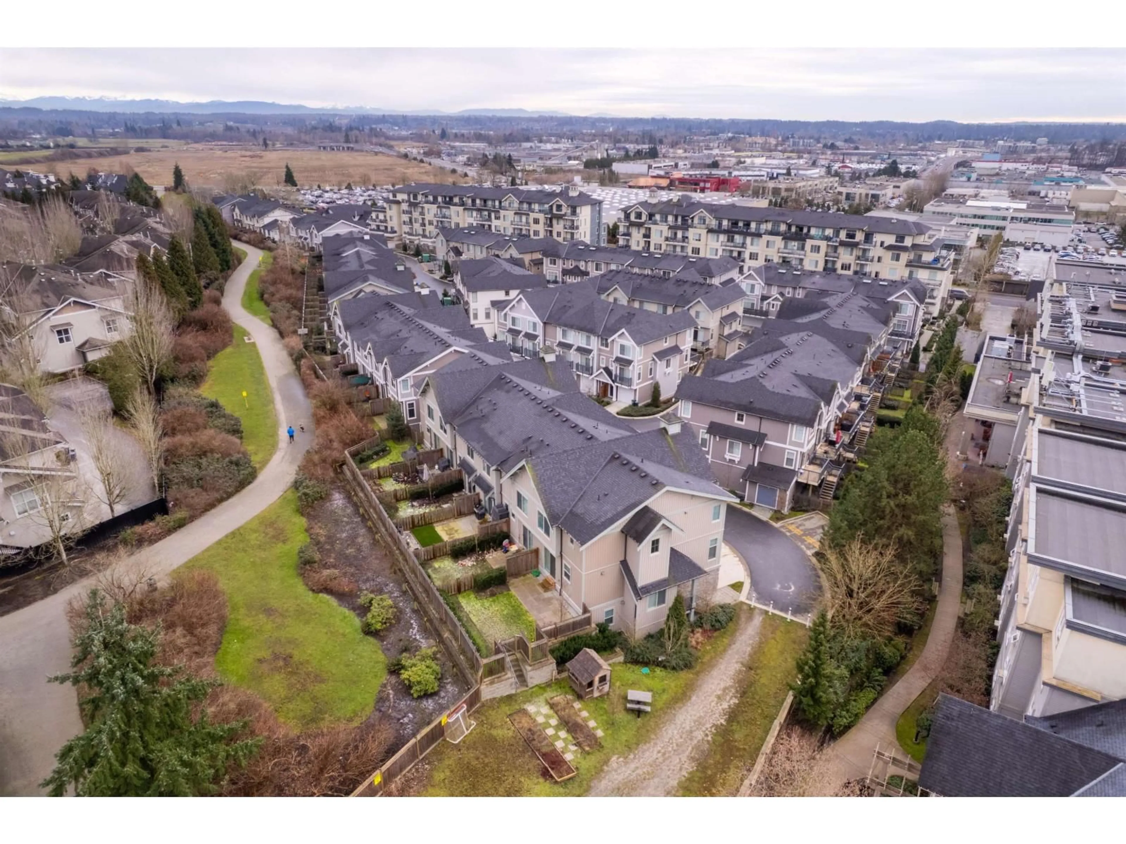 A pic from outside/outdoor area/front of a property/back of a property/a pic from drone, mountain view for 83 - 20487 65 AVENUE, Langley British Columbia V2Y3K8