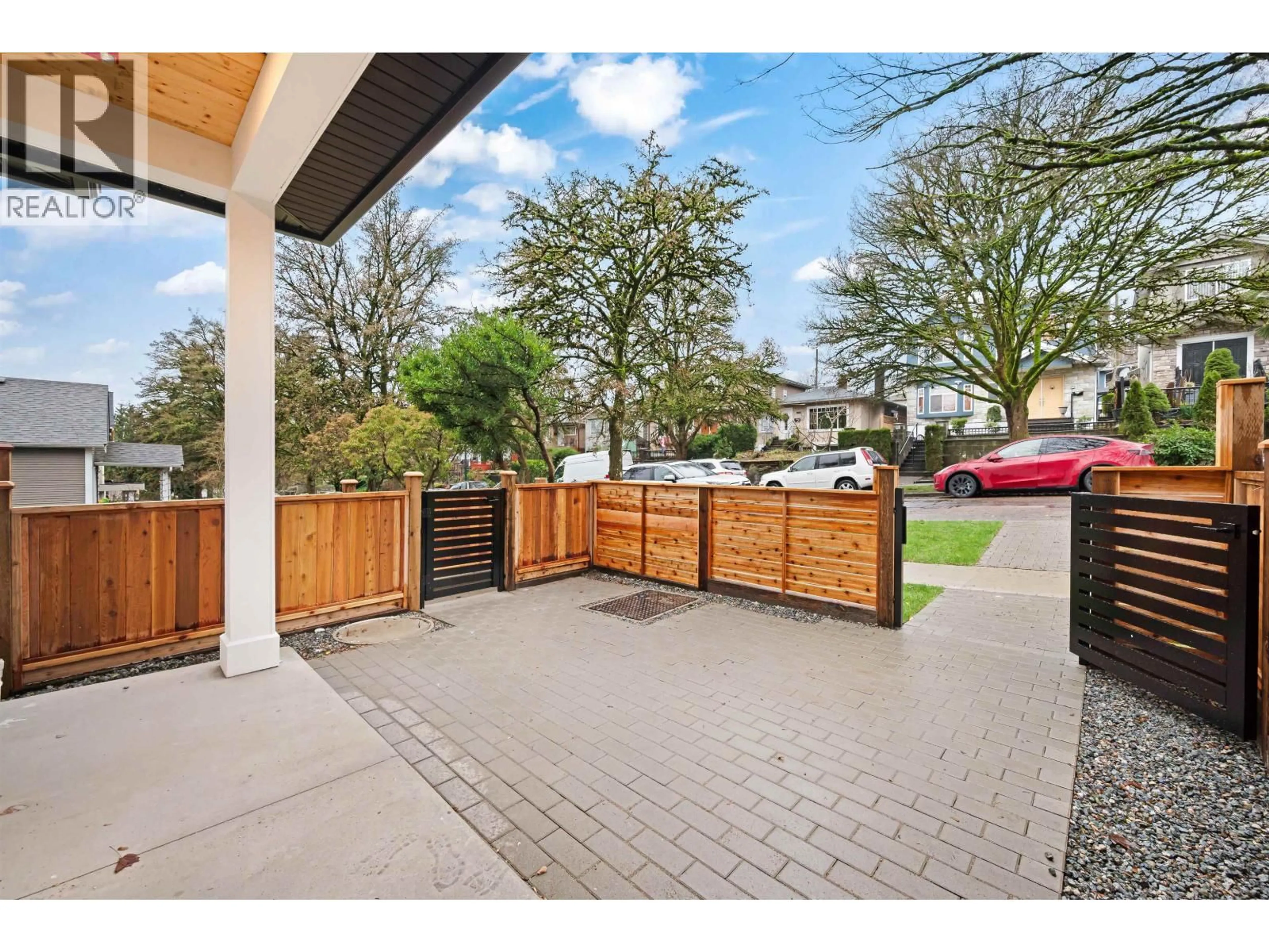 Patio, street for 4 - 5554 CULLODEN STREET, Vancouver British Columbia V5W3R8
