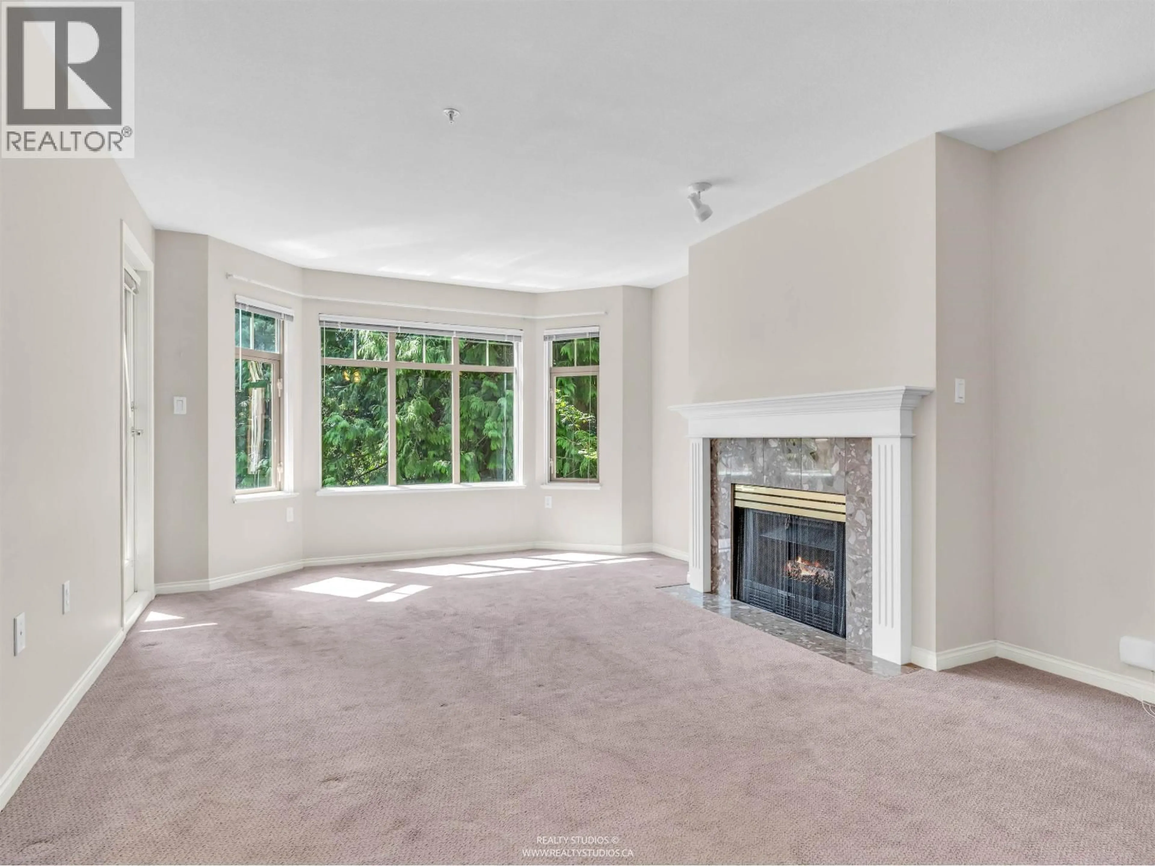 A pic of a room for 413 - 2059 CHESTERFIELD AVENUE, North Vancouver British Columbia V7M2P4