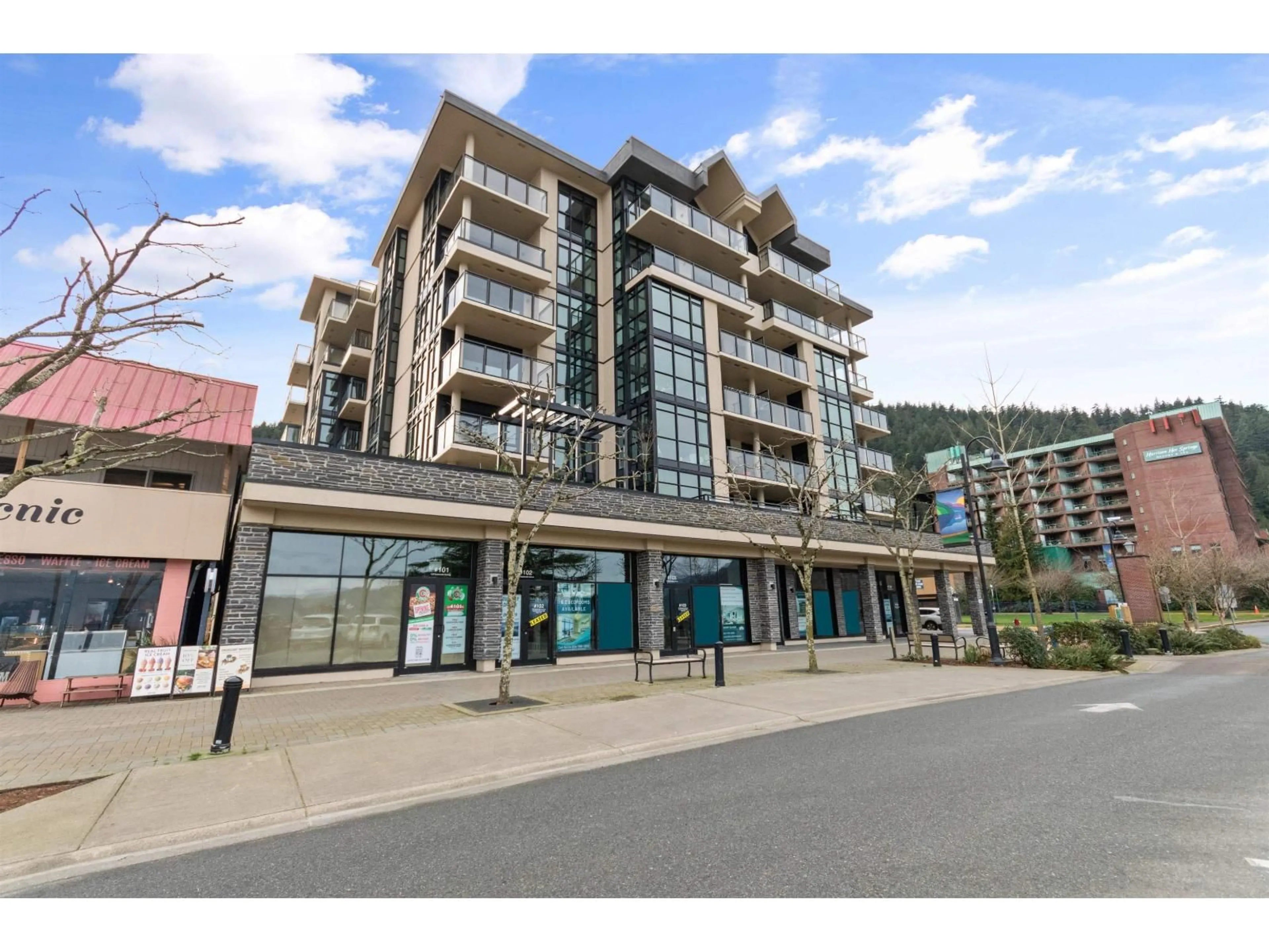 Unknown for 508 - 120 ESPLANADE AVENUE, Harrison Hot Springs British Columbia V0M1K0