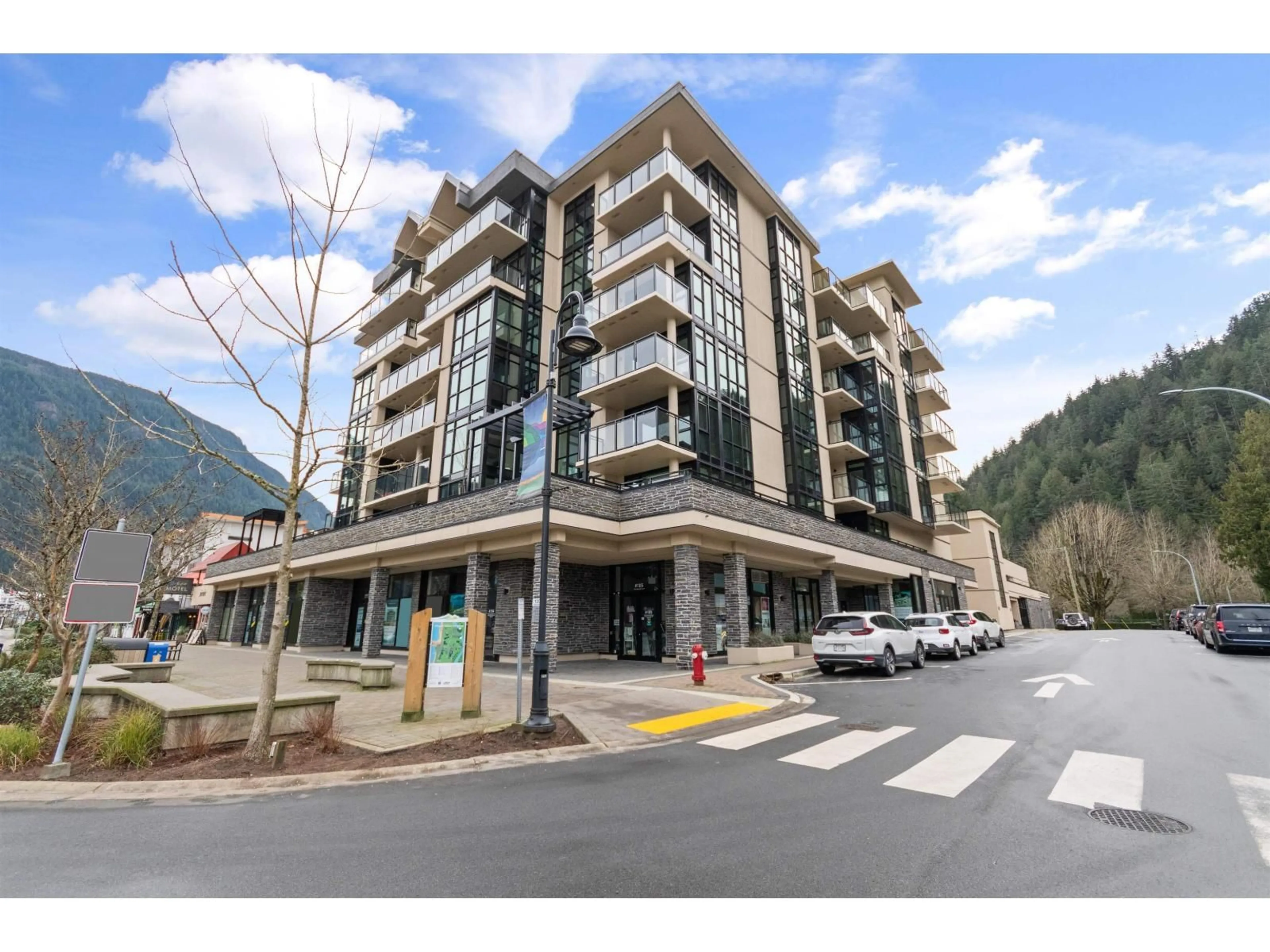 Unknown for 508 - 120 ESPLANADE AVENUE, Harrison Hot Springs British Columbia V0M1K0