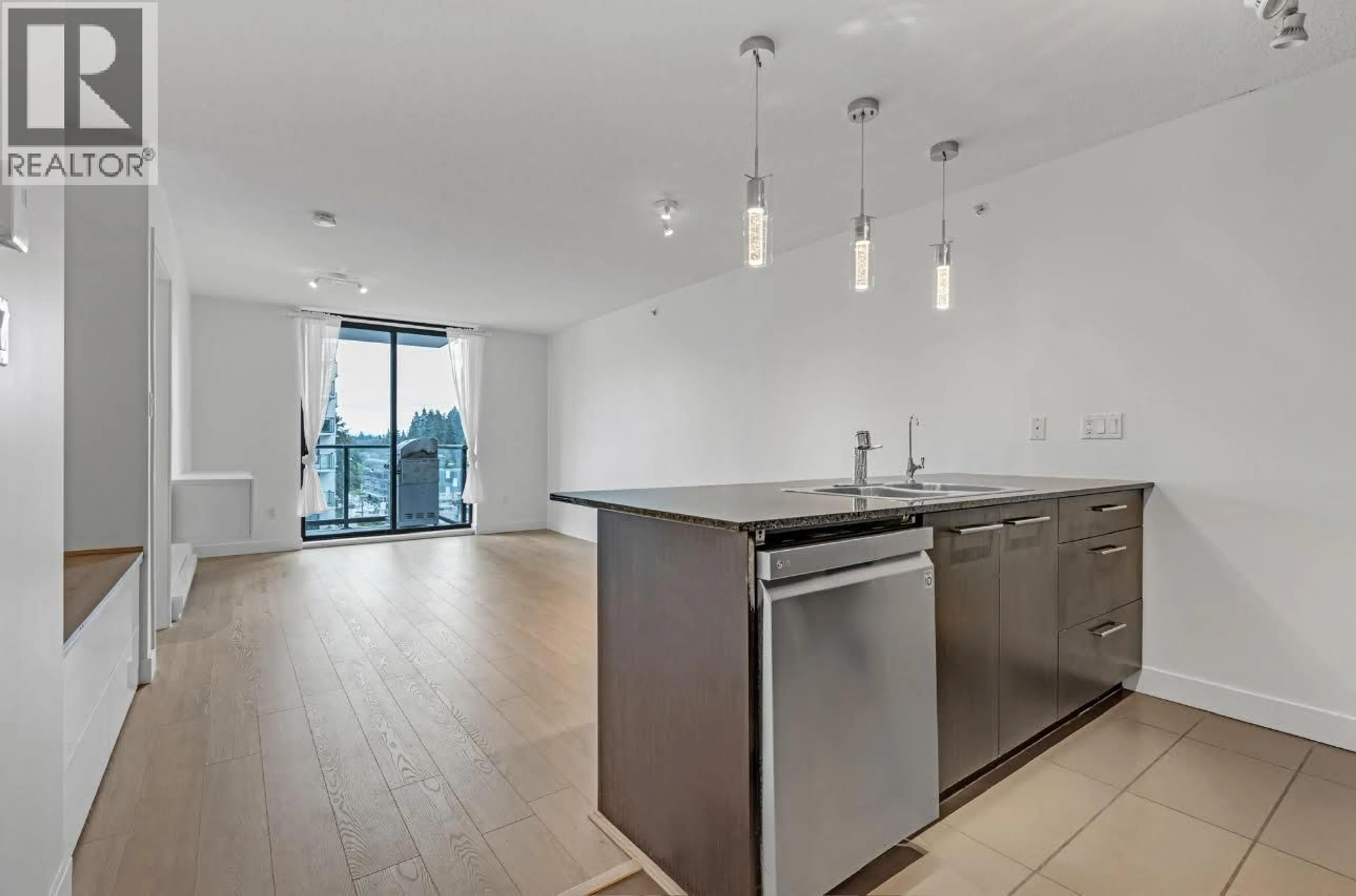 Open concept kitchen, unknown for 1103 - 2979 GLEN DRIVE, Coquitlam British Columbia V3B0B2