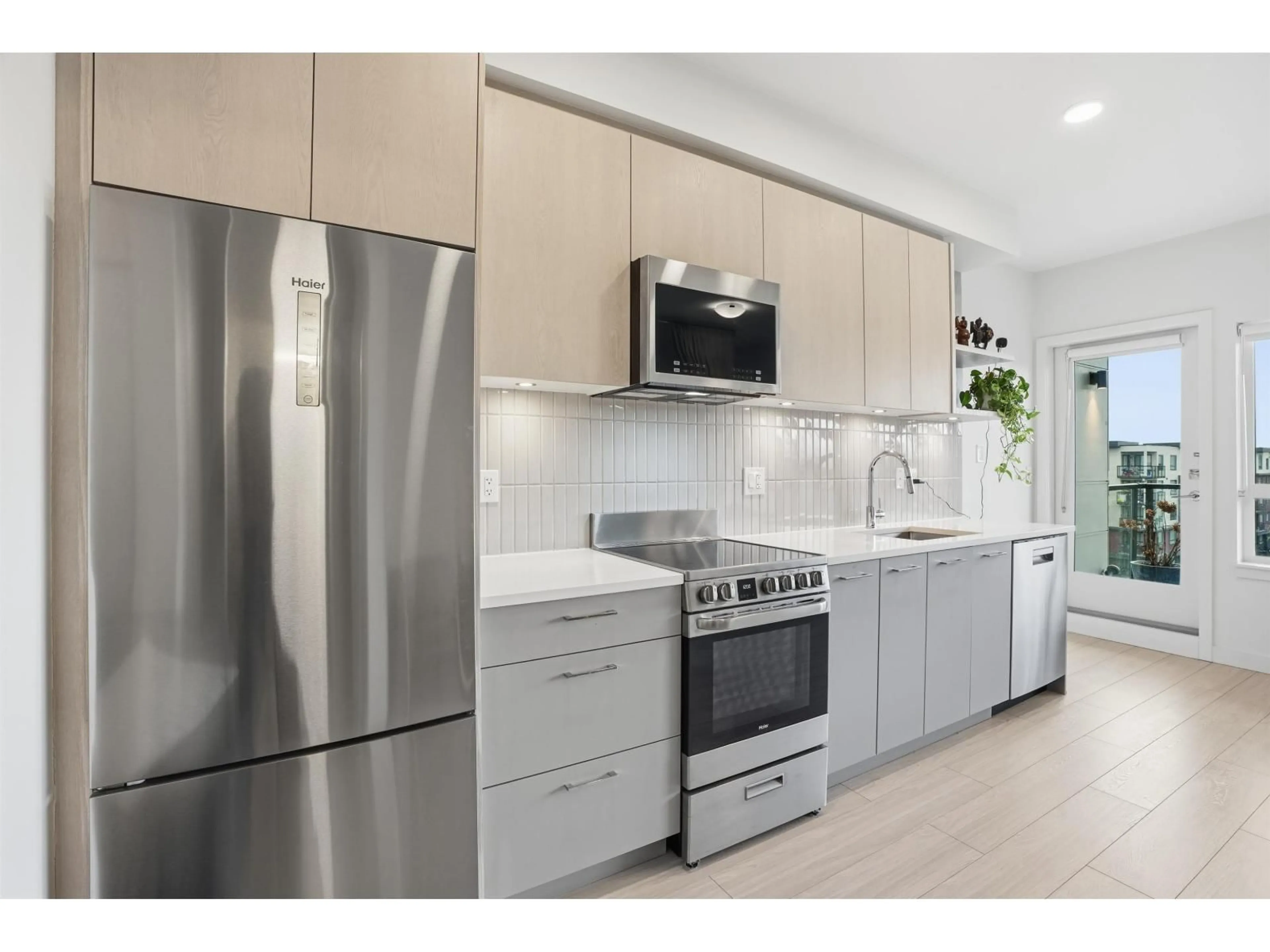 Unknown for 604 - 10777 138 STREET, Surrey British Columbia V3T0T5