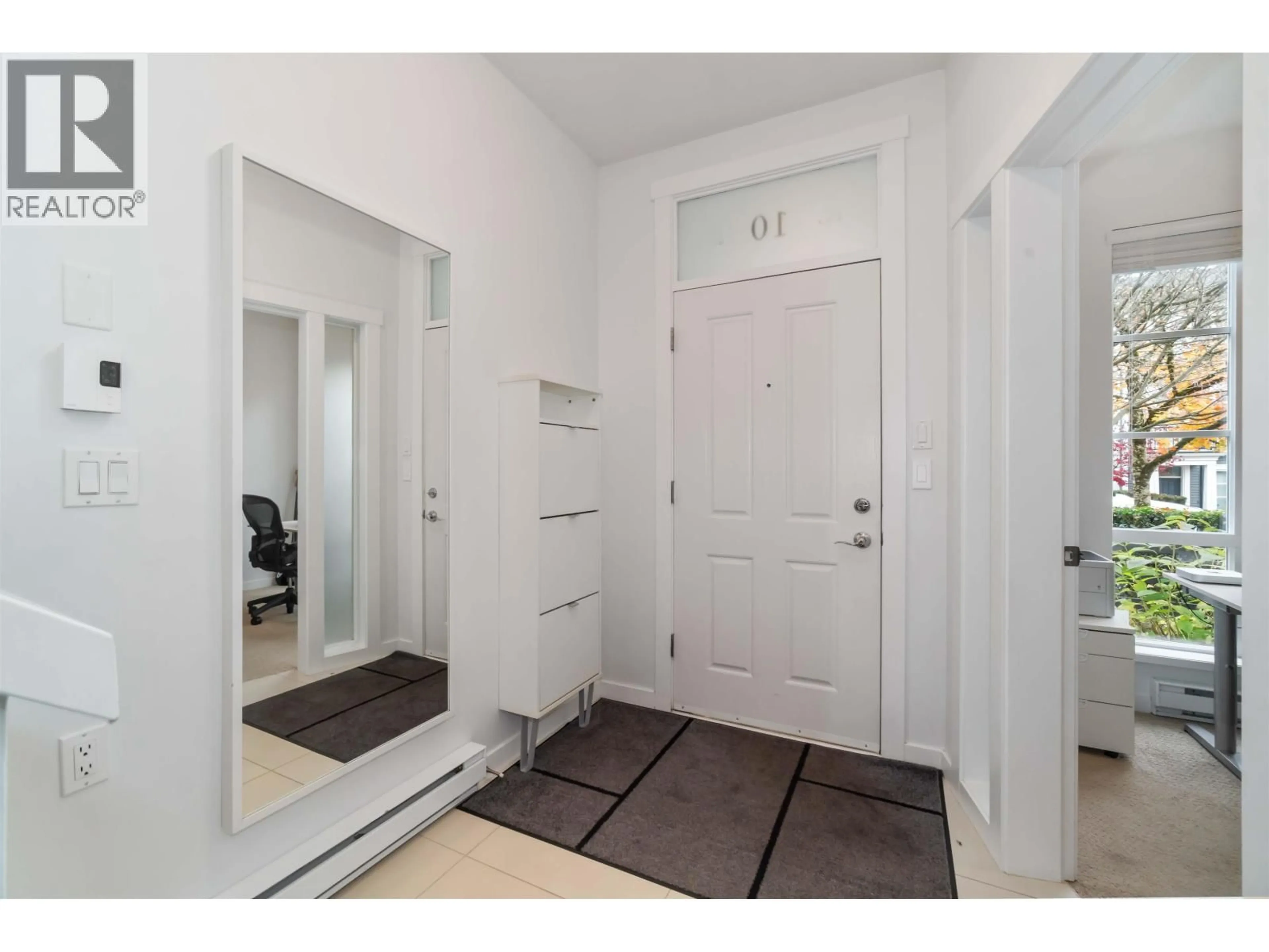 Indoor entryway for 10 - 1248 HOLTBY STREET, Coquitlam British Columbia V3B0E5