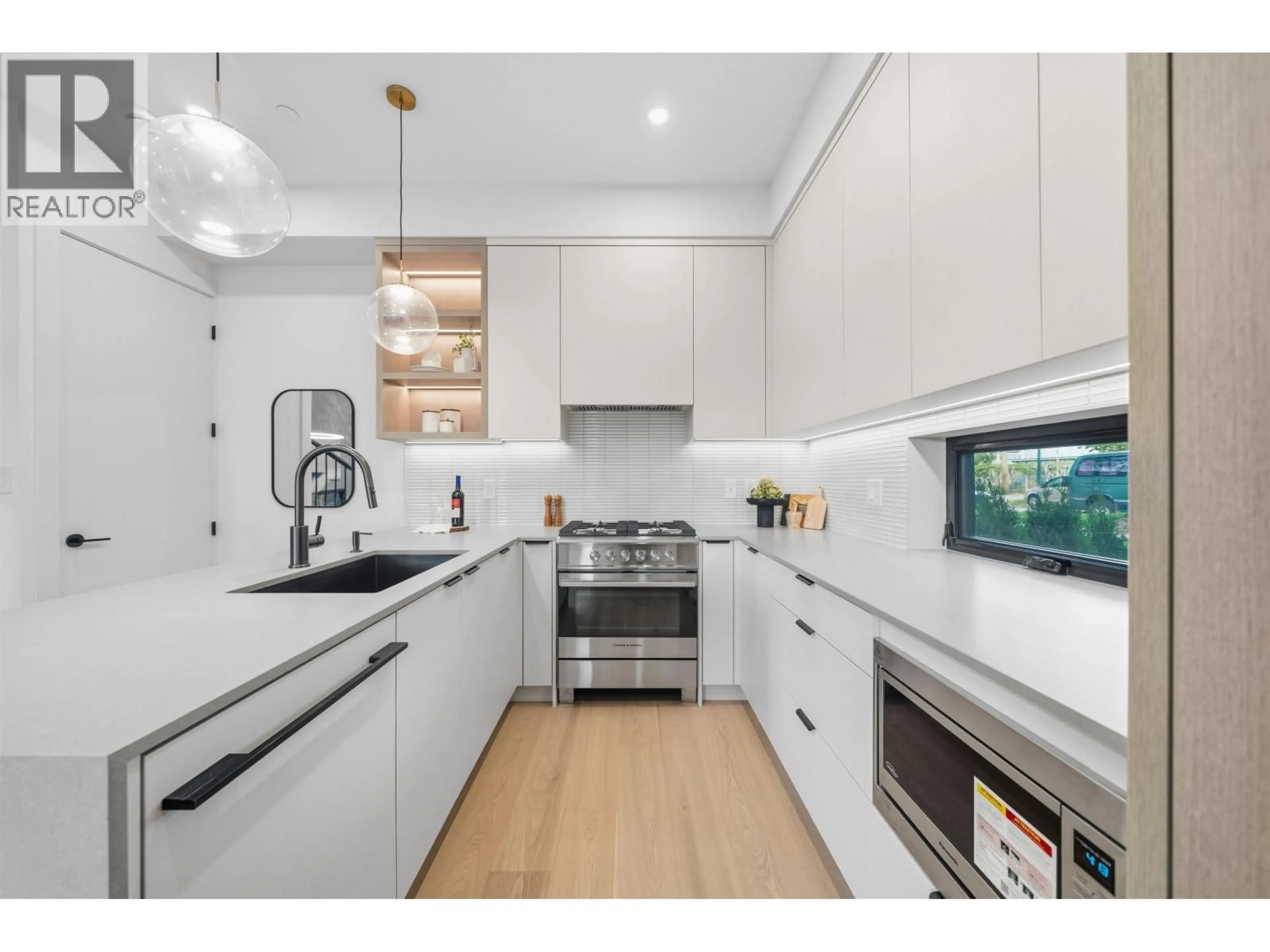 Contemporary kitchen, unknown for 2493 ETON STREET, Vancouver British Columbia V5K1J6