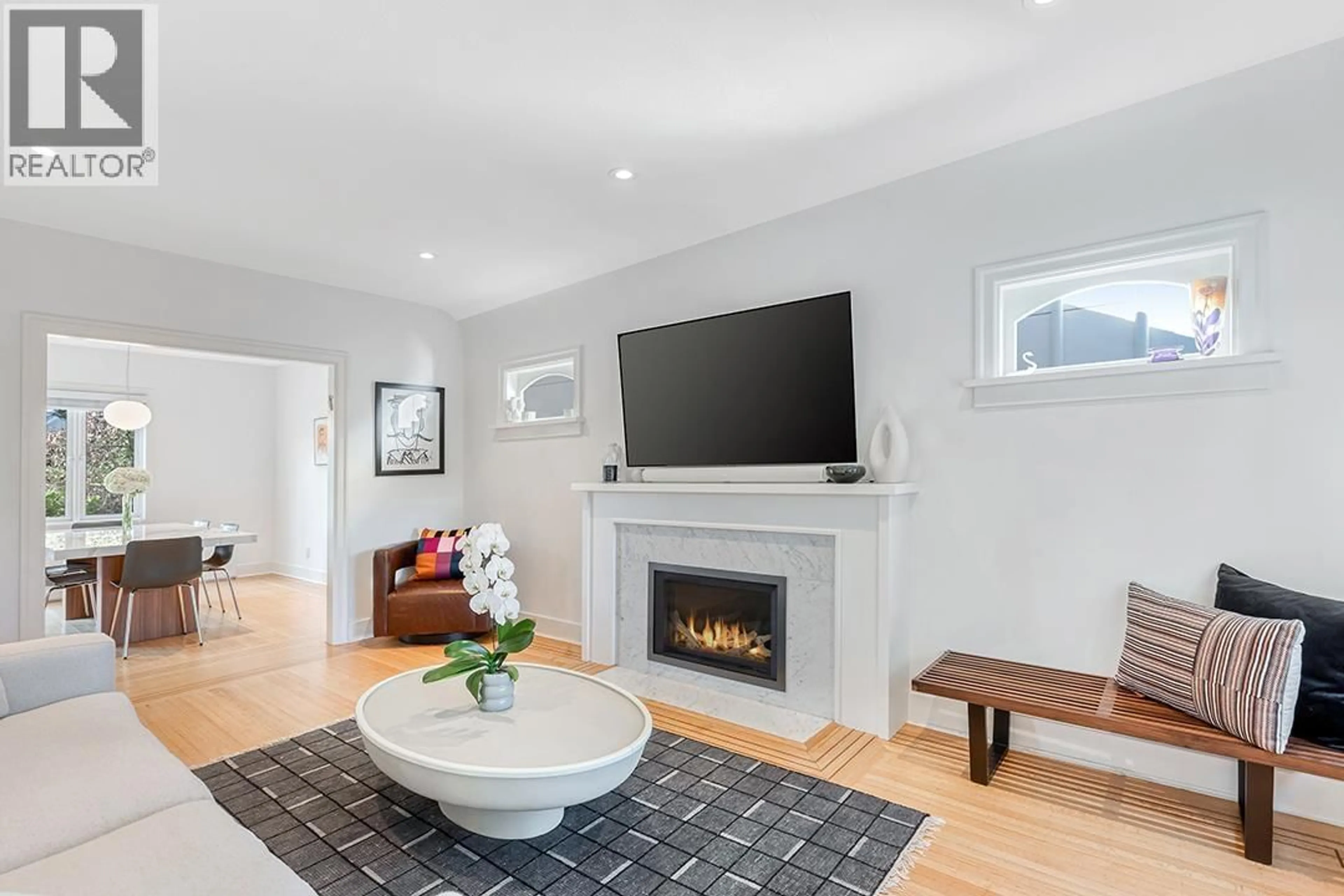 Unknown for 3340 15TH AVENUE, Vancouver British Columbia V6R2Y8