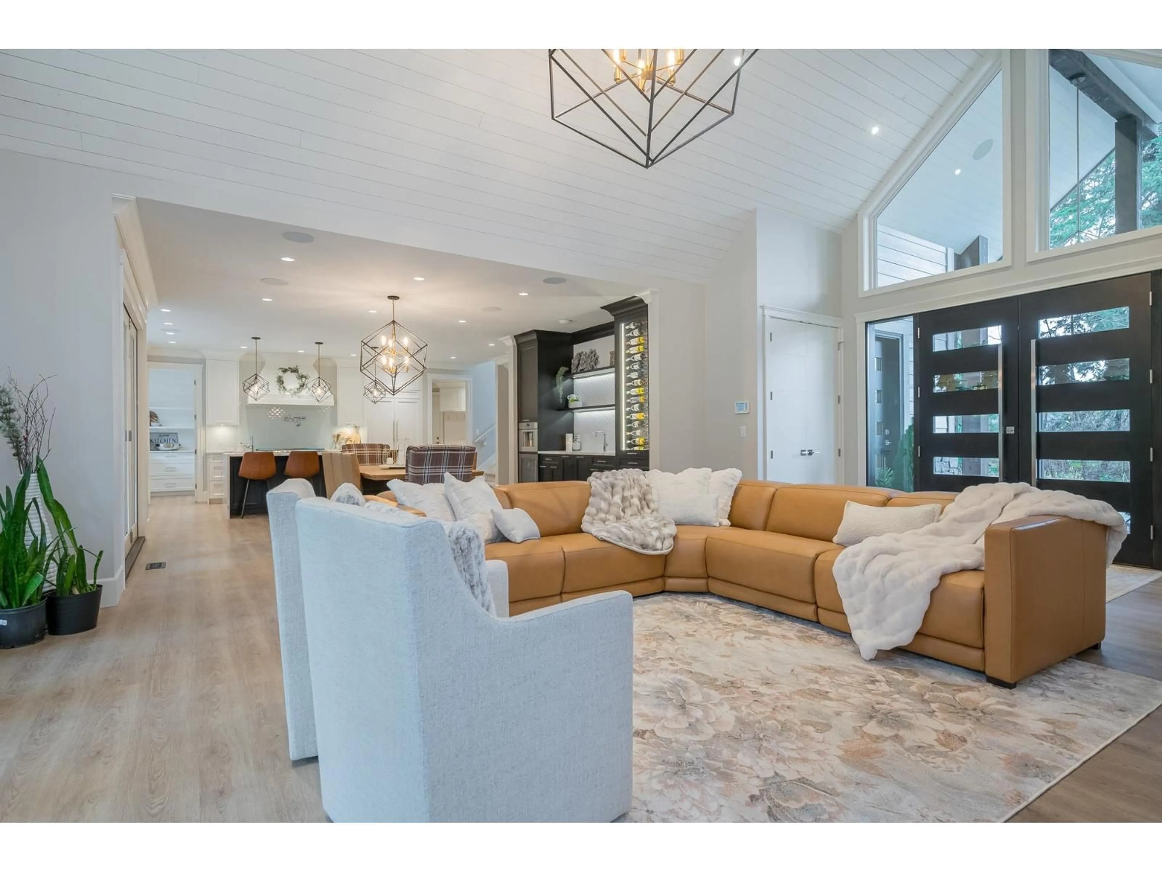 Living room with furniture, unknown for 26979 58 AVENUE, Langley British Columbia V4W1V6