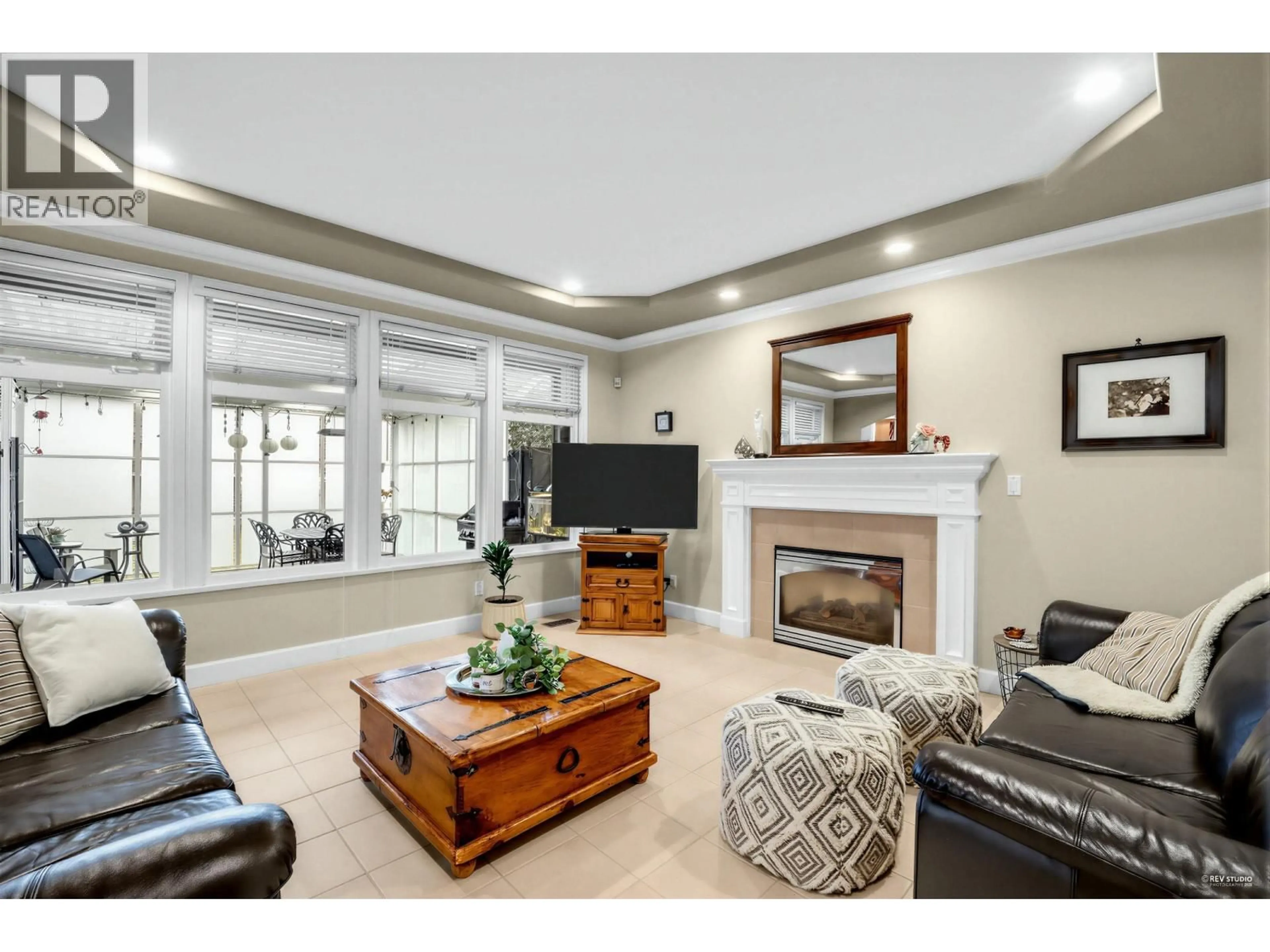 Living room with furniture, unknown for 2244 EDGEMONT BOULEVARD, North Vancouver British Columbia V7P2K9