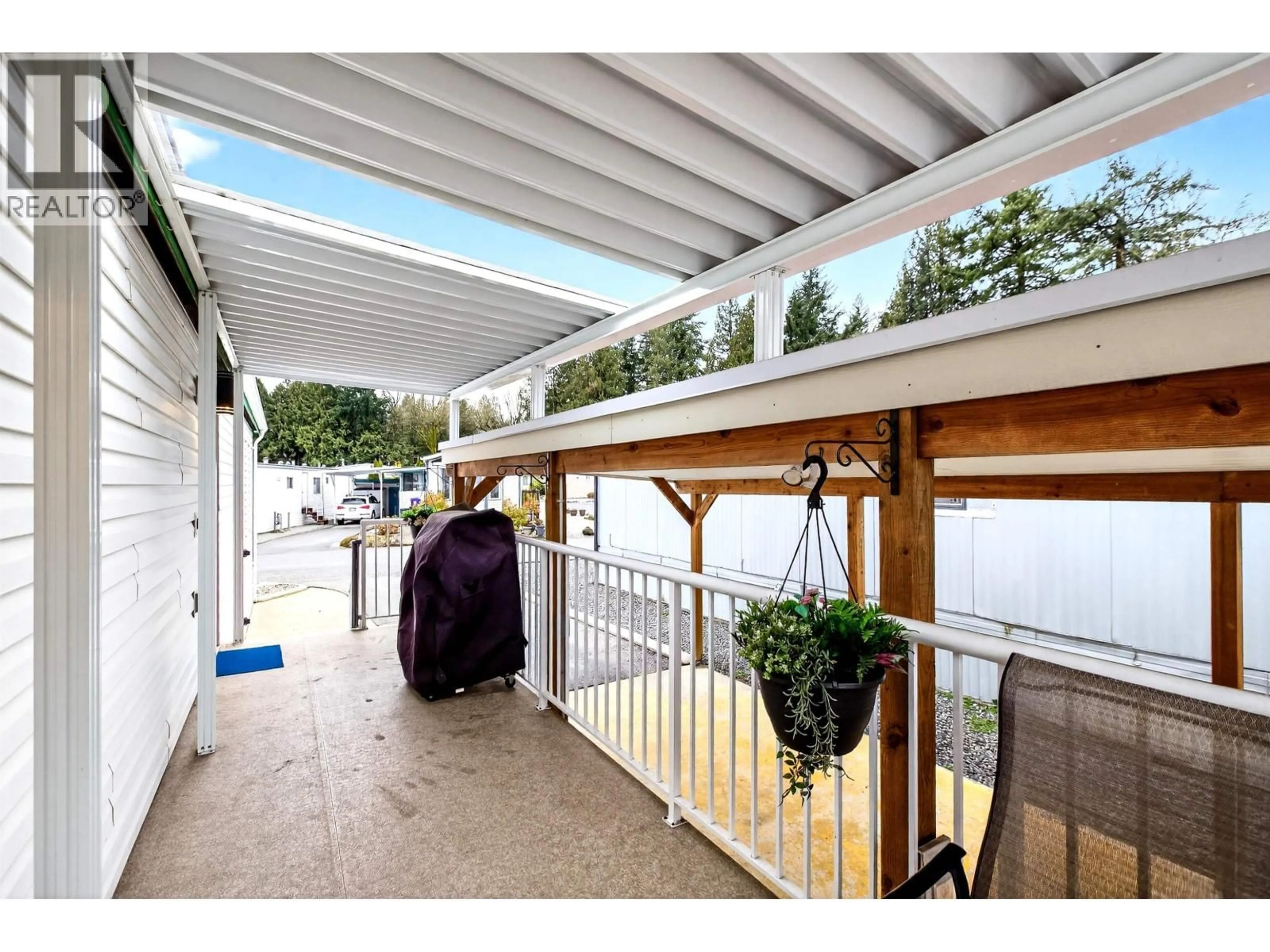 Unknown for 19635 PLANETREE LANE, Pitt Meadows British Columbia V3Y1Z3