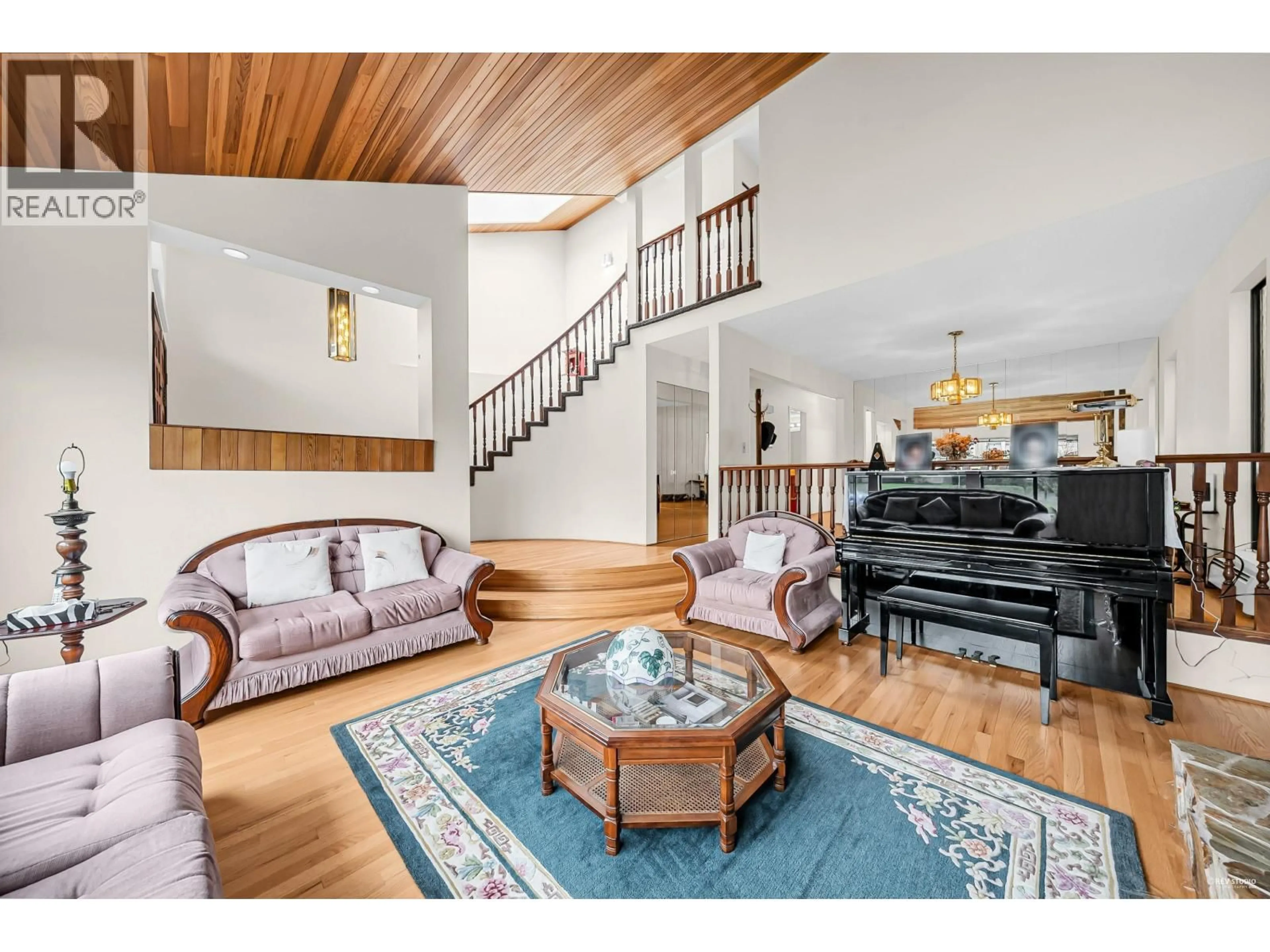 Unknown for 2843 22ND AVENUE, Vancouver British Columbia V6L1M7