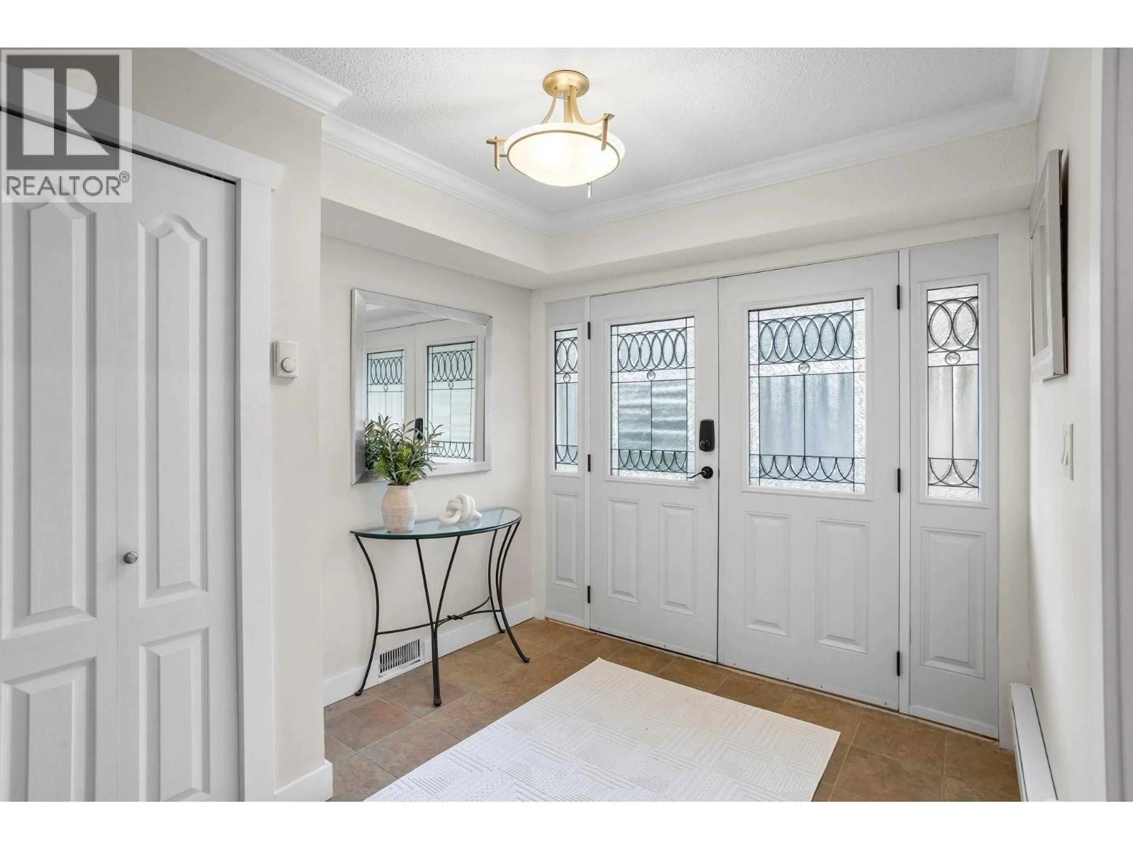 Indoor entryway for 224 APRIL ROAD, Port Moody British Columbia V3H3W1