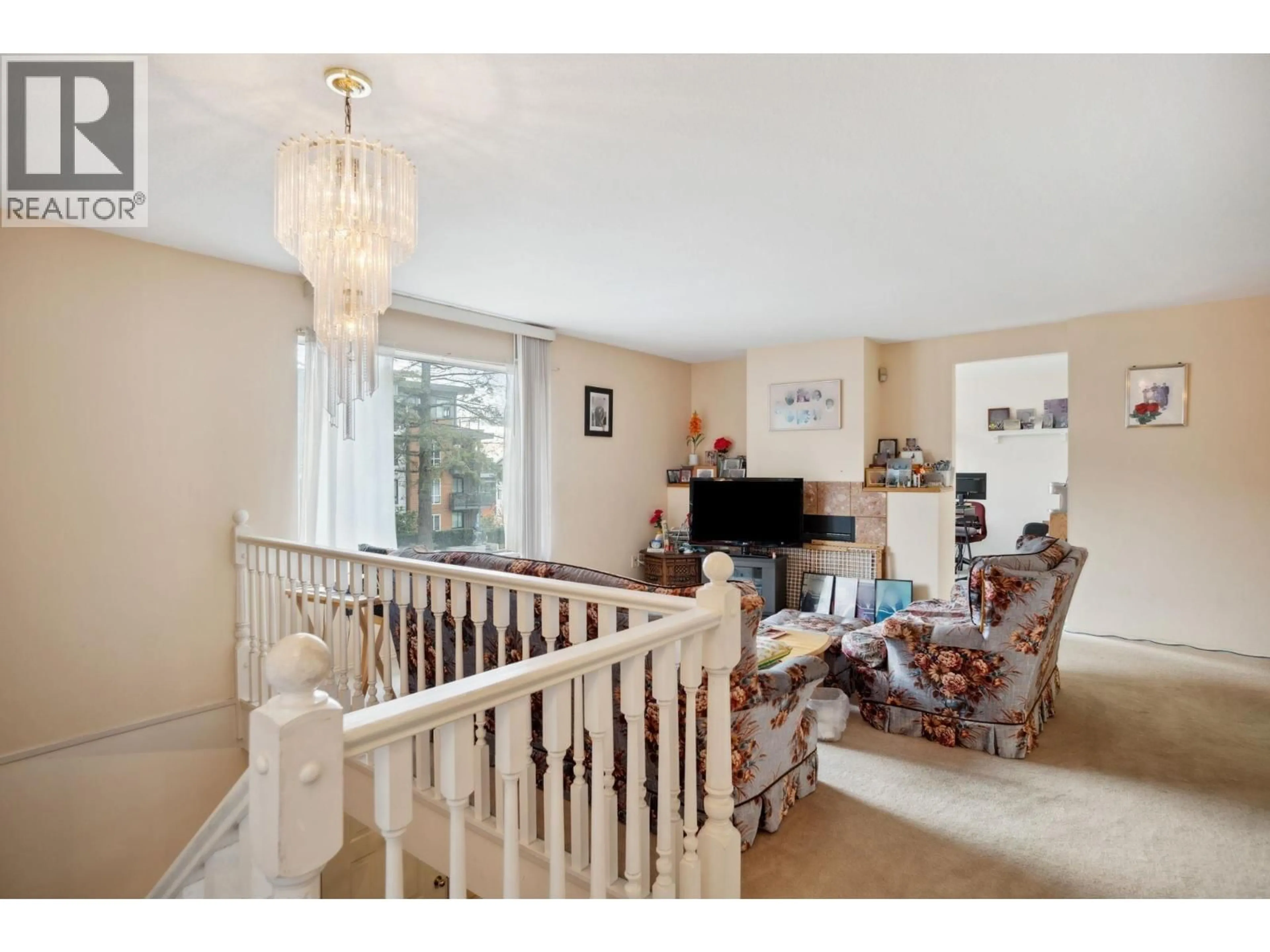 Unknown for 612 3RD STREET, North Vancouver British Columbia V7L1G7