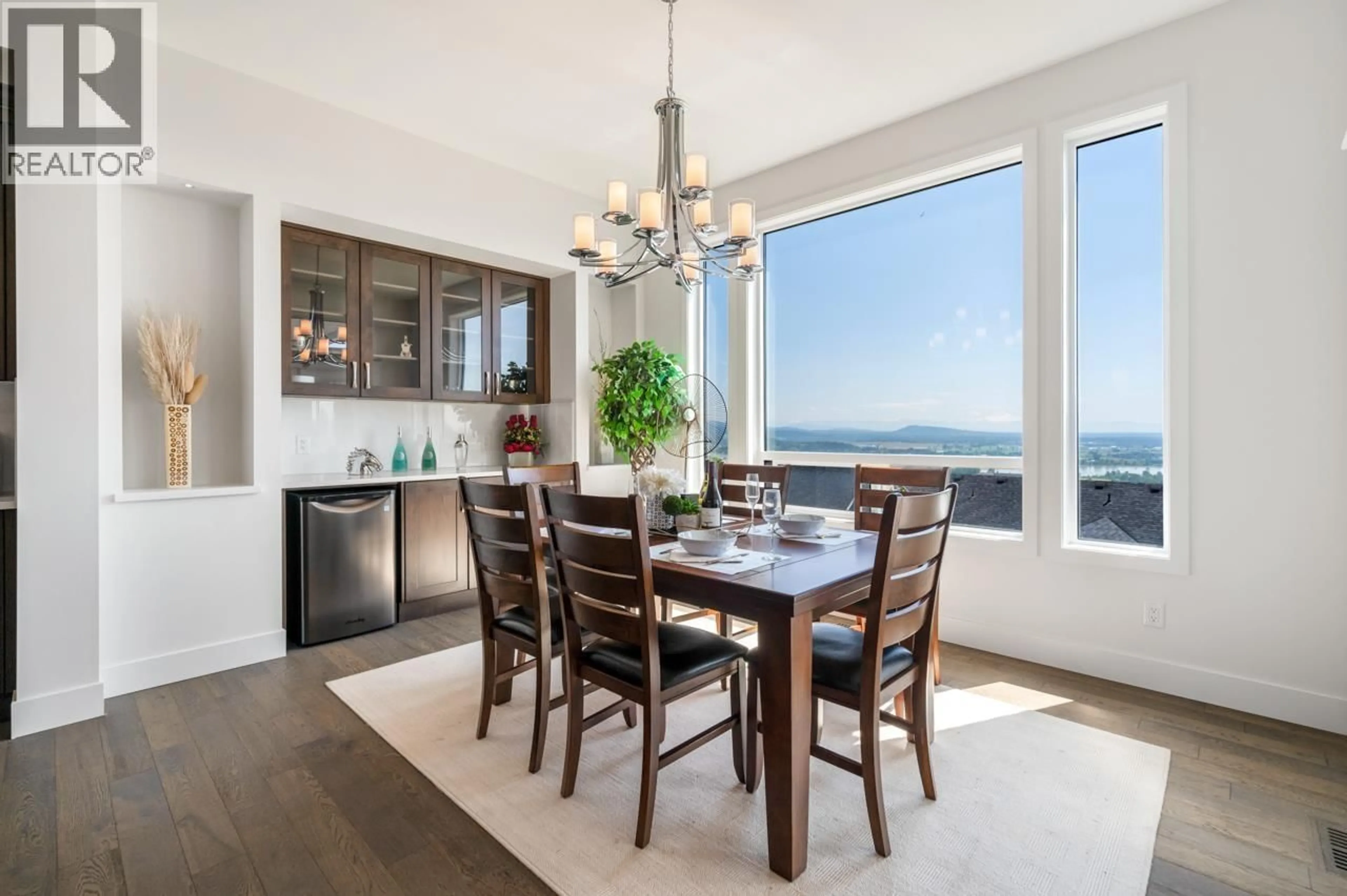 Dining room, unknown for 1431 STRAWLINE HILL STREET, Coquitlam British Columbia V3E0L6