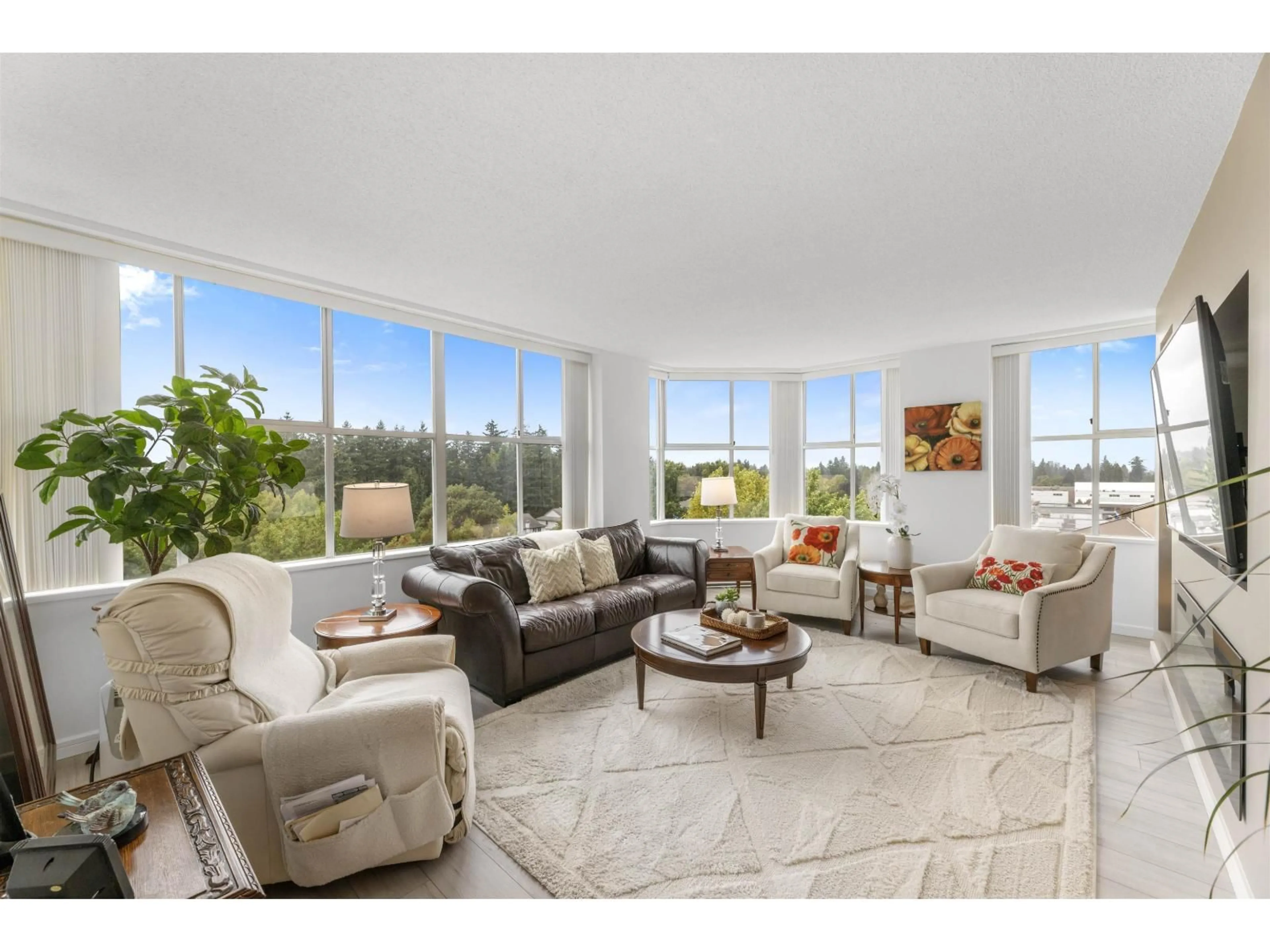 Living room with furniture, unknown for 801 - 11910 80 AVENUE, Delta British Columbia V4C8E3