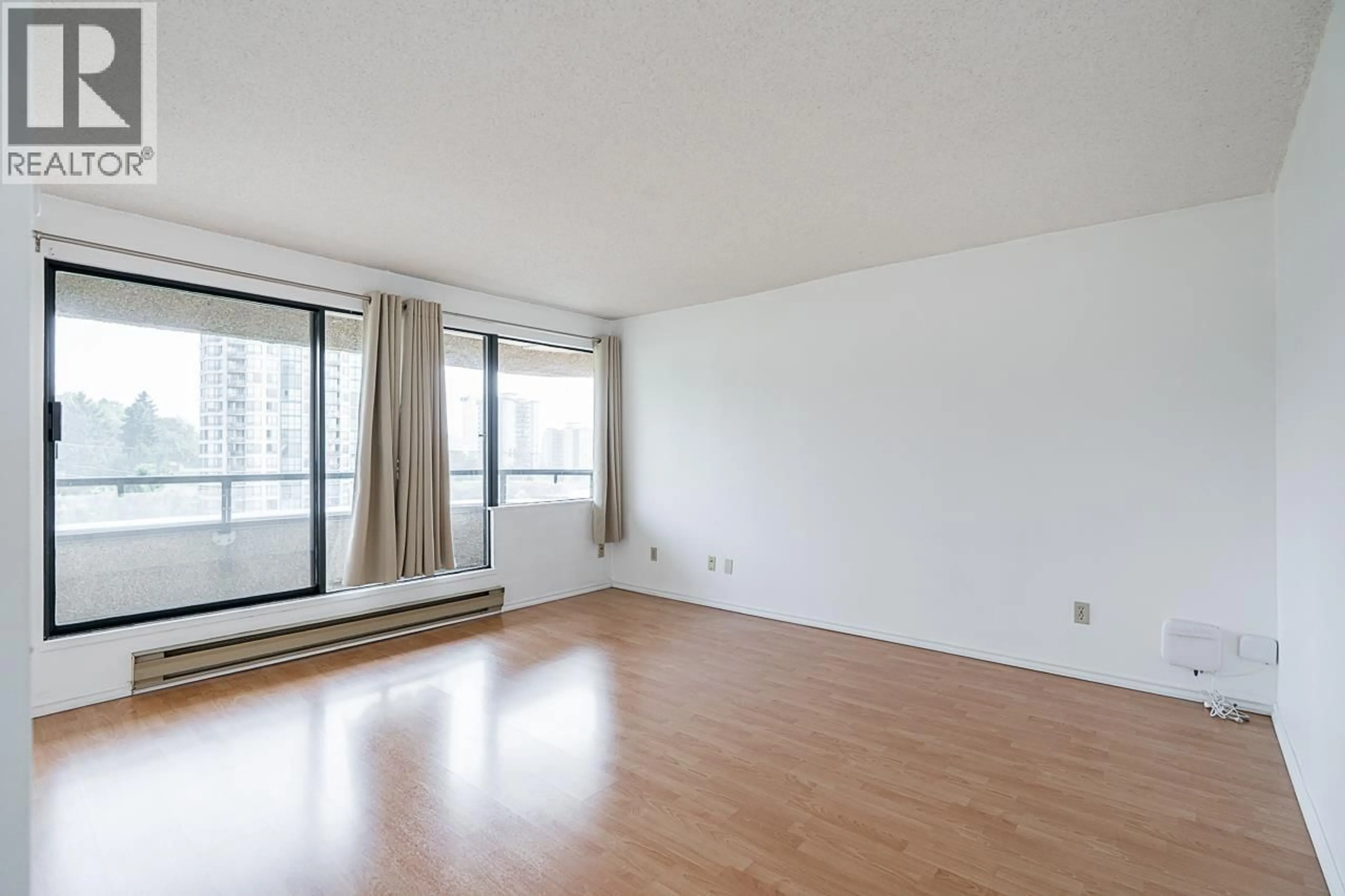 A pic of a room for 906 - 1026 QUEENS AVENUE, New Westminster British Columbia V3M6B2