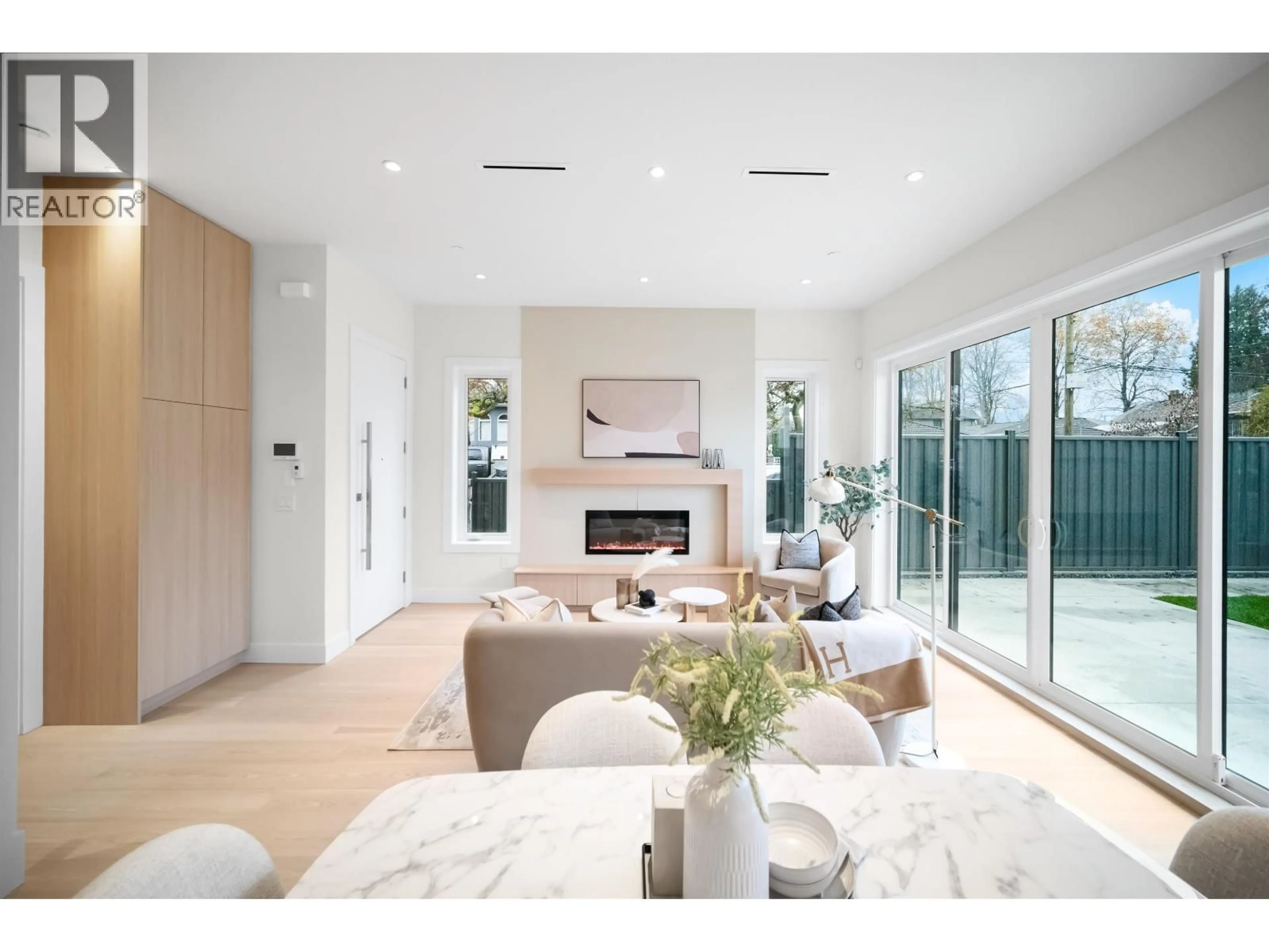 Unknown for 1671 31ST AVENUE, Vancouver British Columbia V5N3B2