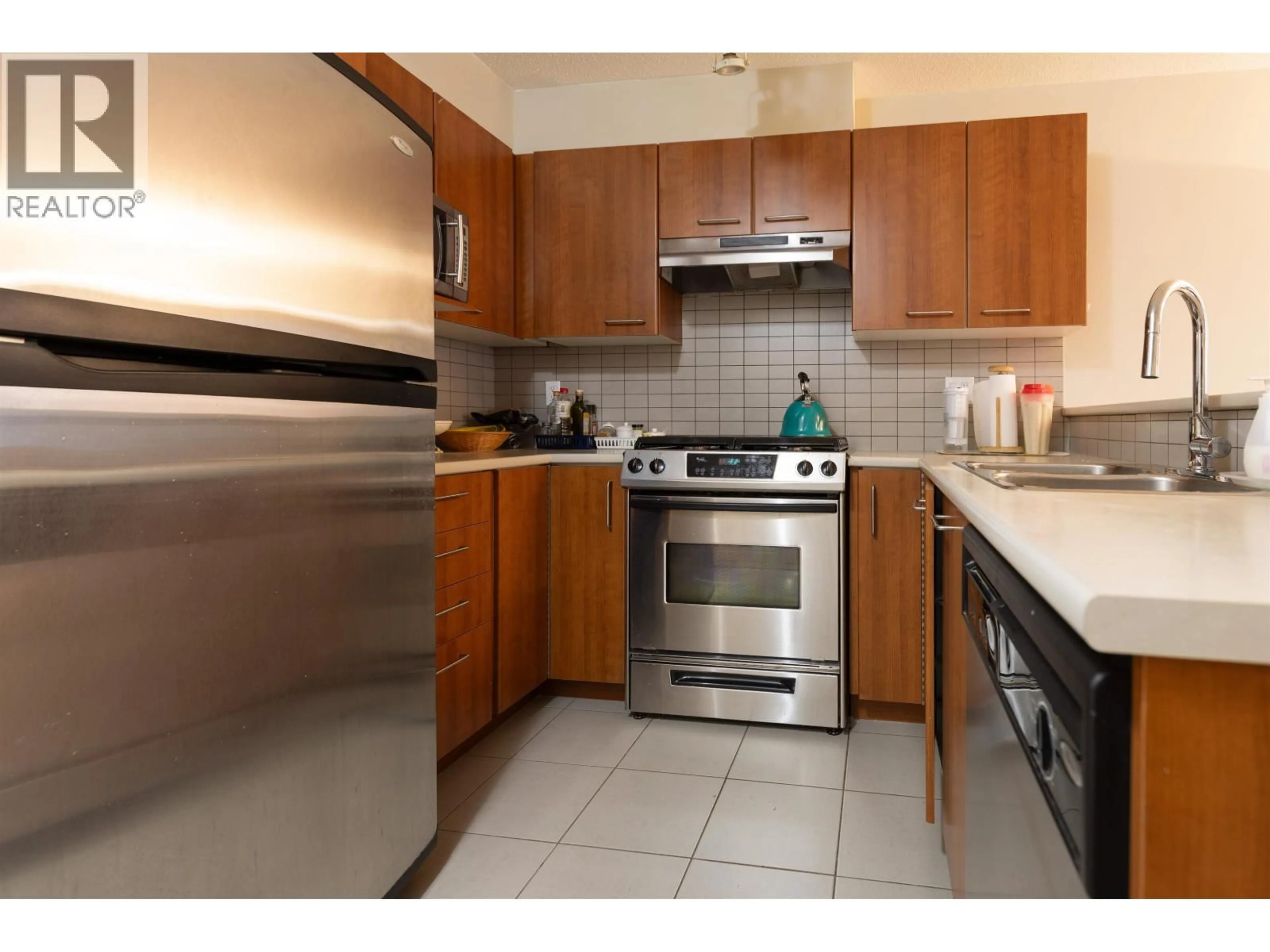 Standard kitchen, ceramic/tile floor for 218 - 9200 FERNDALE ROAD, Richmond British Columbia V6Y4L2