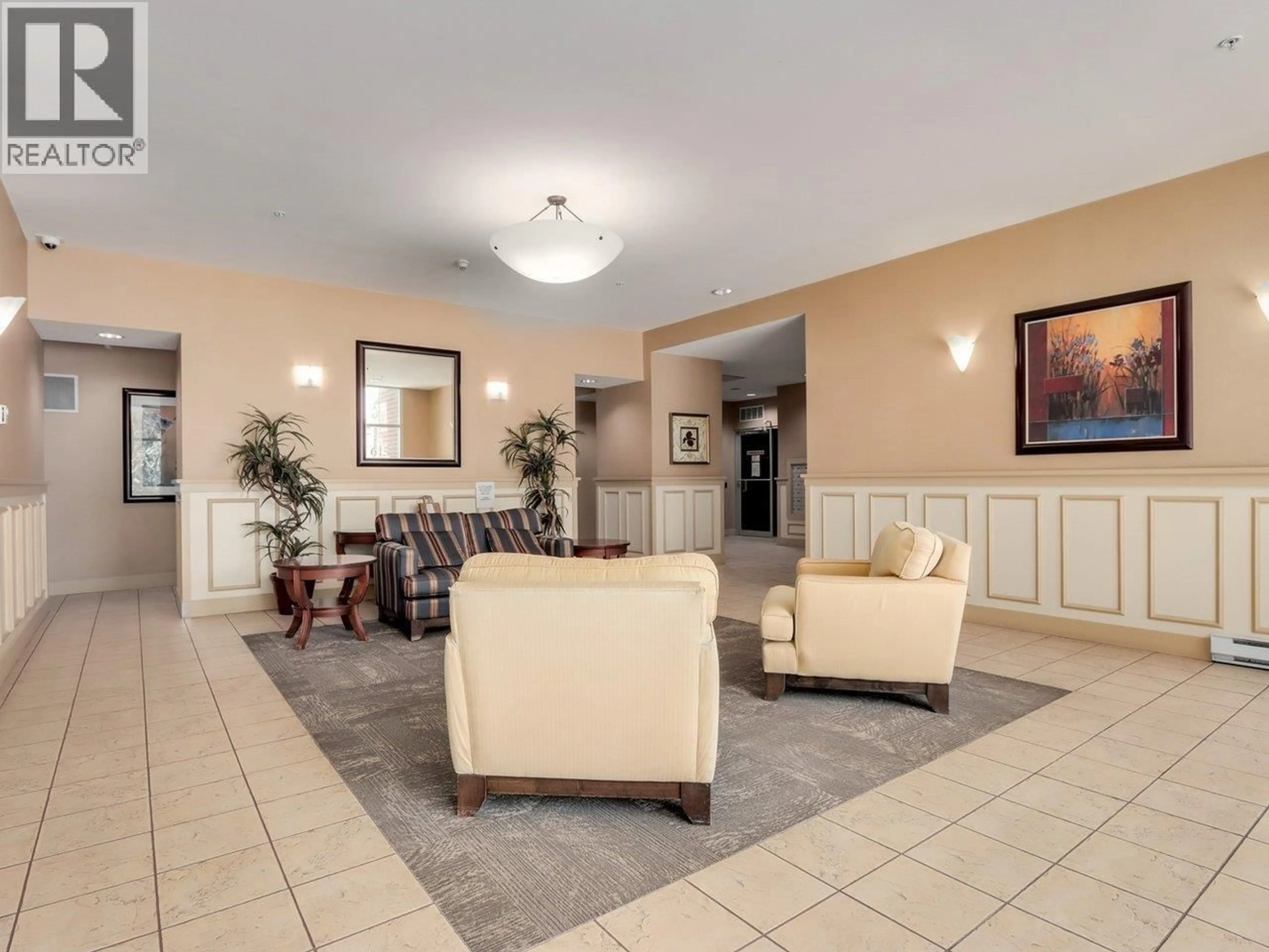 Lobby for 702 - 615 HAMILTON STREET, New Westminster British Columbia V3M7A7