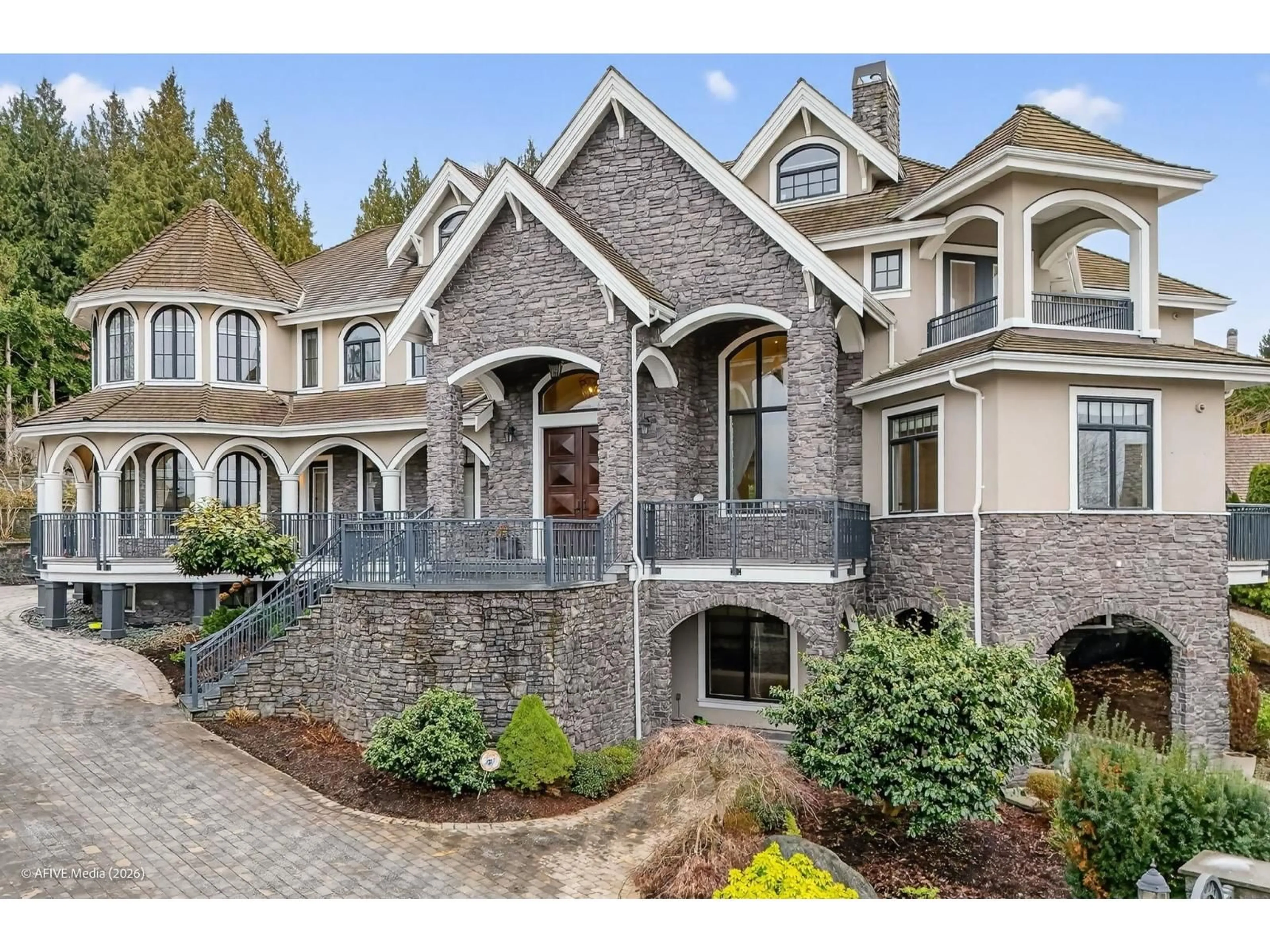 Home with brick exterior material, mountain view for 16166 30B AVENUE, Surrey British Columbia V3Z0Z8