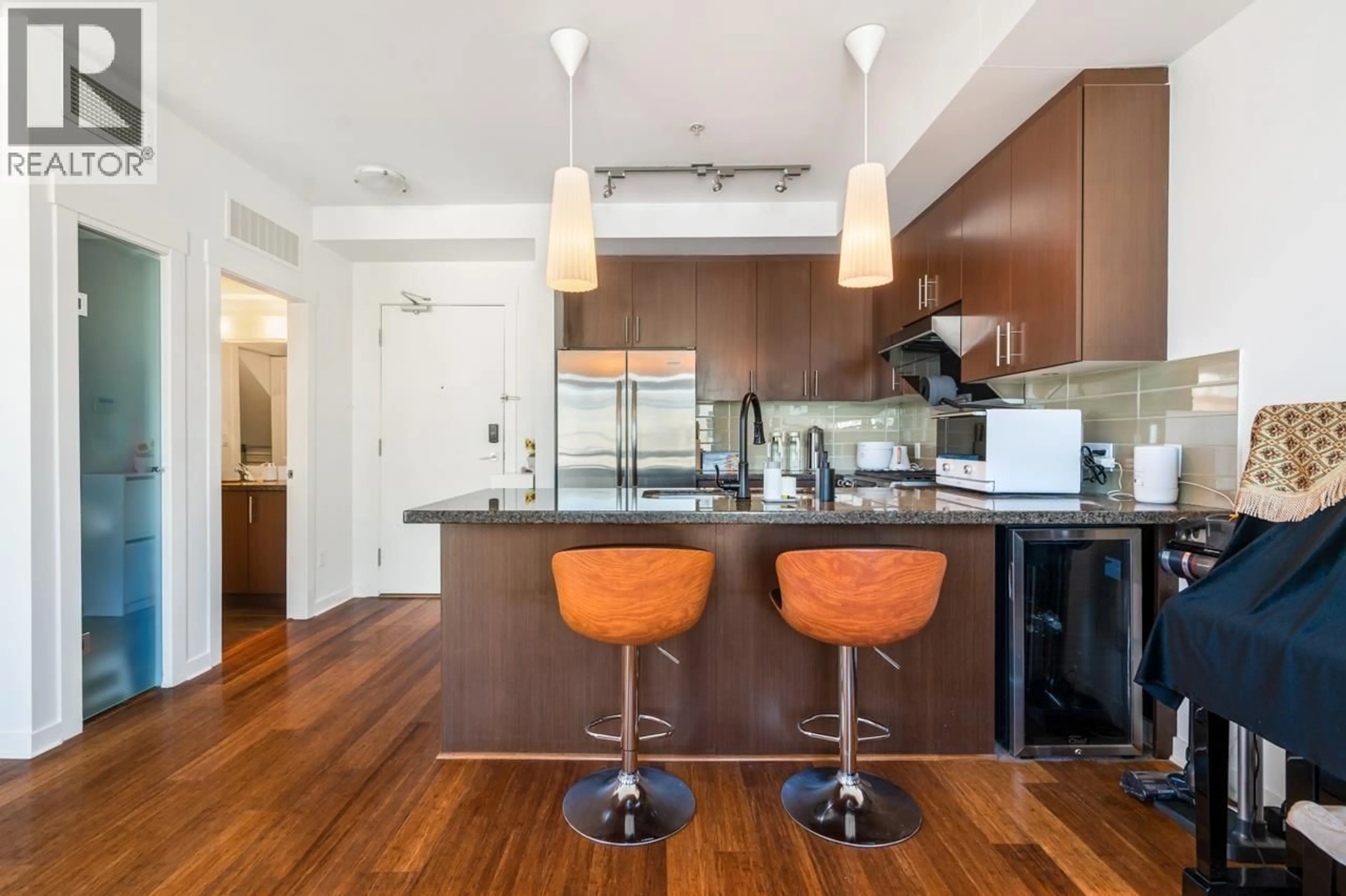 Open concept kitchen, unknown for 304 - 6077 LONDON ROAD, Richmond British Columbia V7E0A7