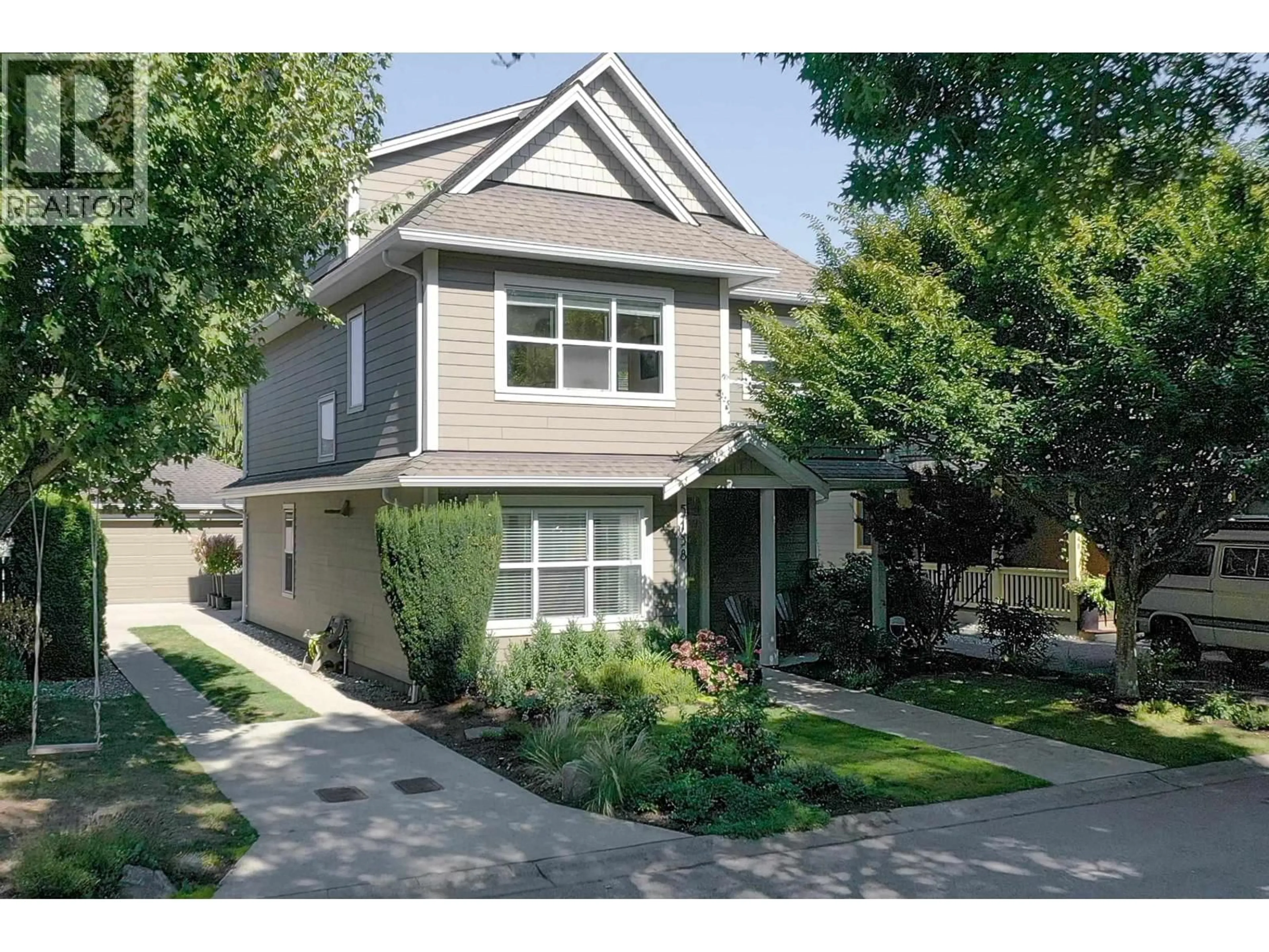 Home with vinyl exterior material, street for 5158 WESTMINSTER LANE, Delta British Columbia V4K5G3