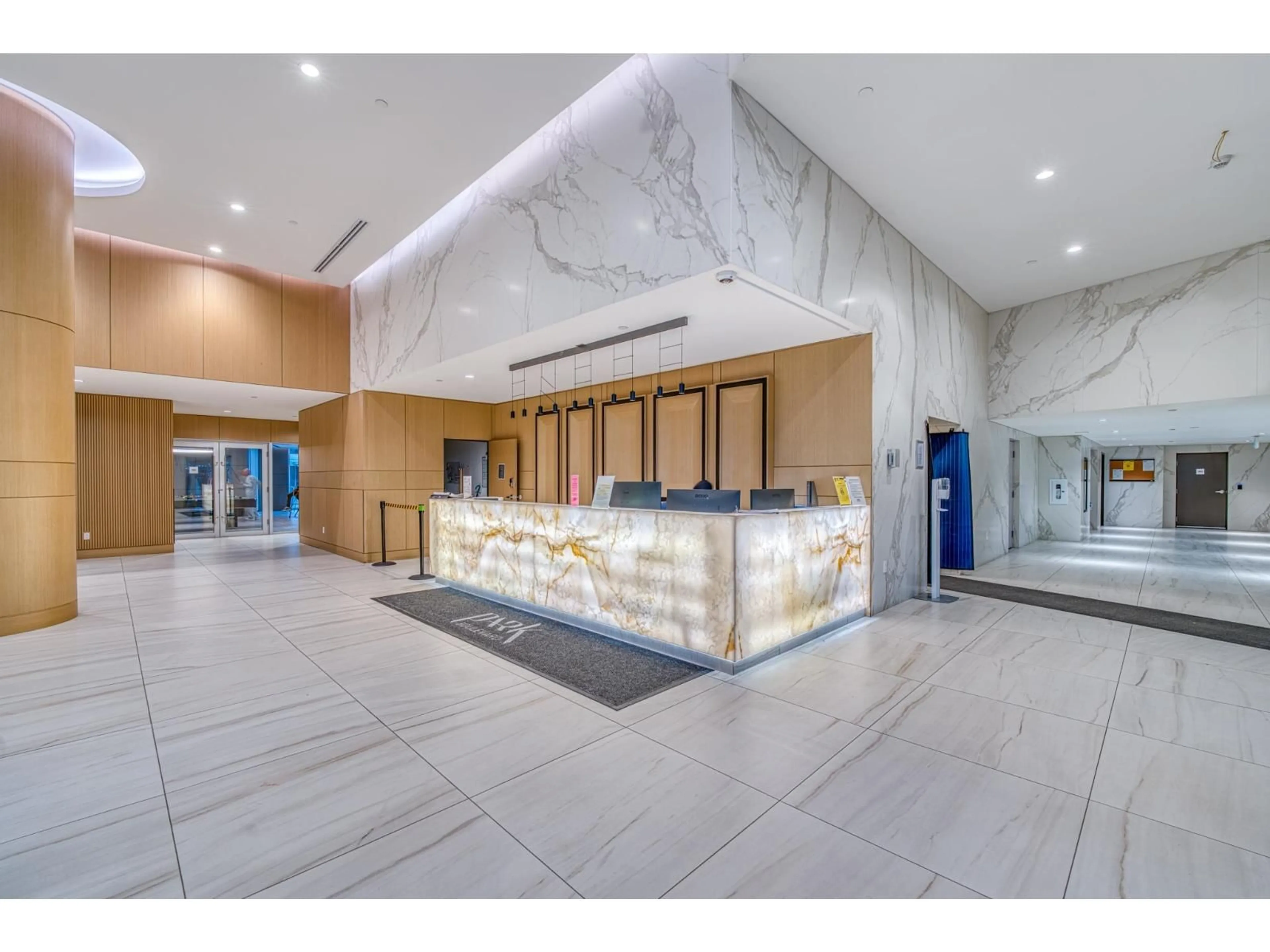 Lobby for 1801 - 9887 WHALLEY BOULEVARD, Surrey British Columbia V3T0P4