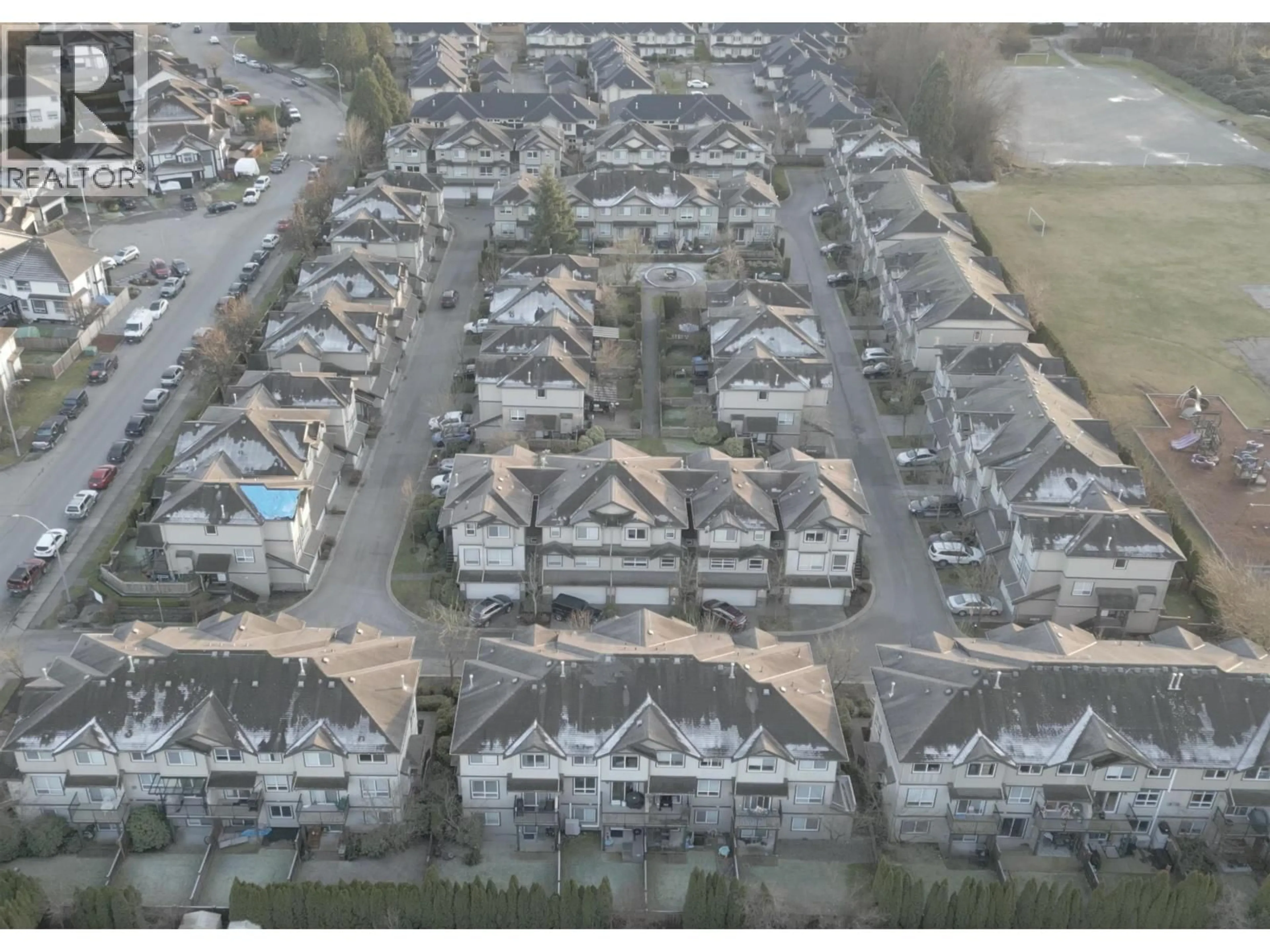 A pic from outside/outdoor area/front of a property/back of a property/a pic from drone, street for 10 - 3127 SKEENA STREET, Port Coquitlam British Columbia V3B8G5